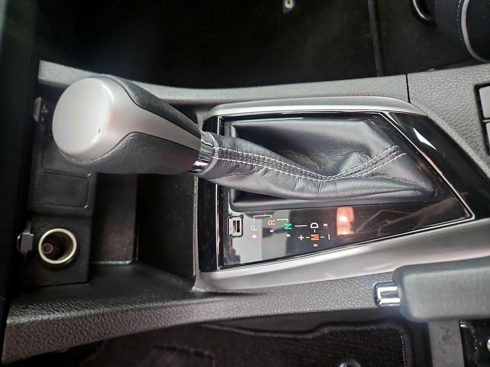2014 Toyota Corolla S Plus - Photo 18