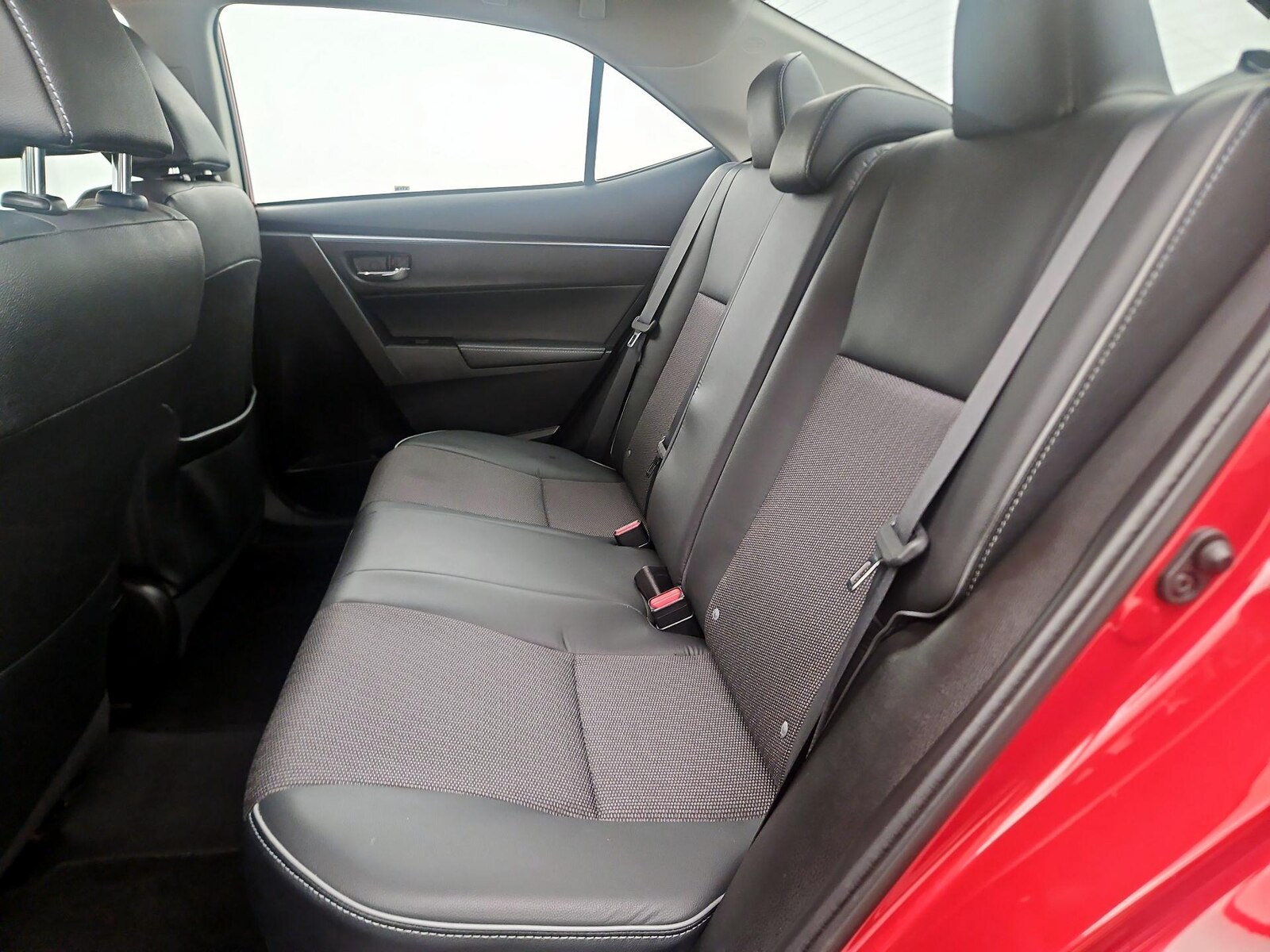 2014 Toyota Corolla S Plus - Photo 20