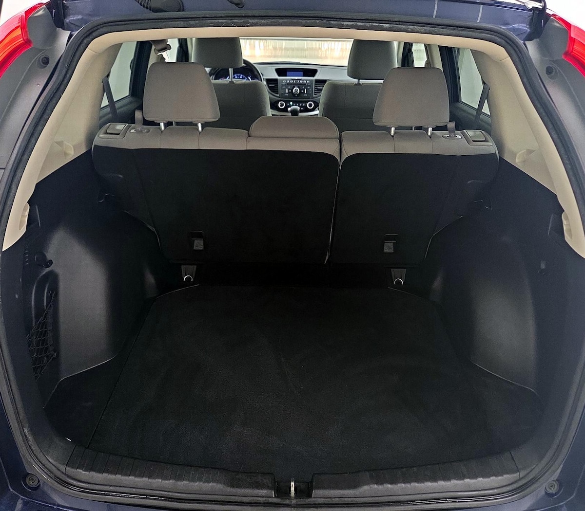 Trunk/Cargo (Seats Up)