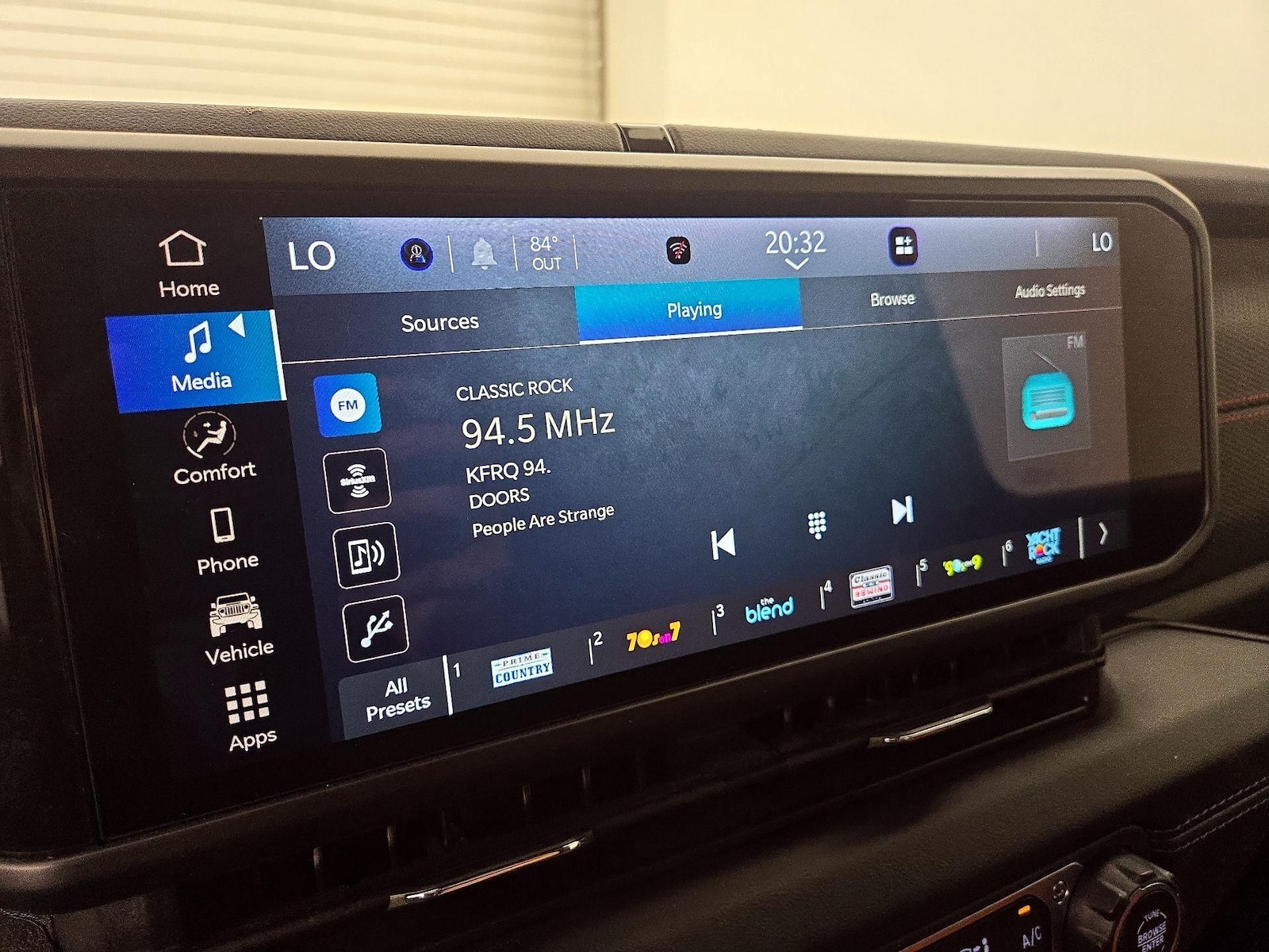 2024 Jeep Wrangler 4-Door Rubicon - Photo 16