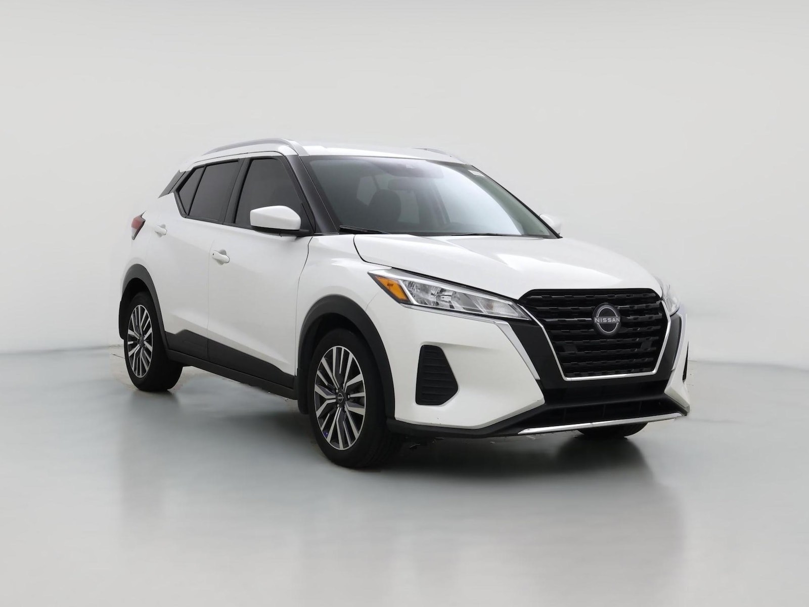 2023 Nissan Kicks