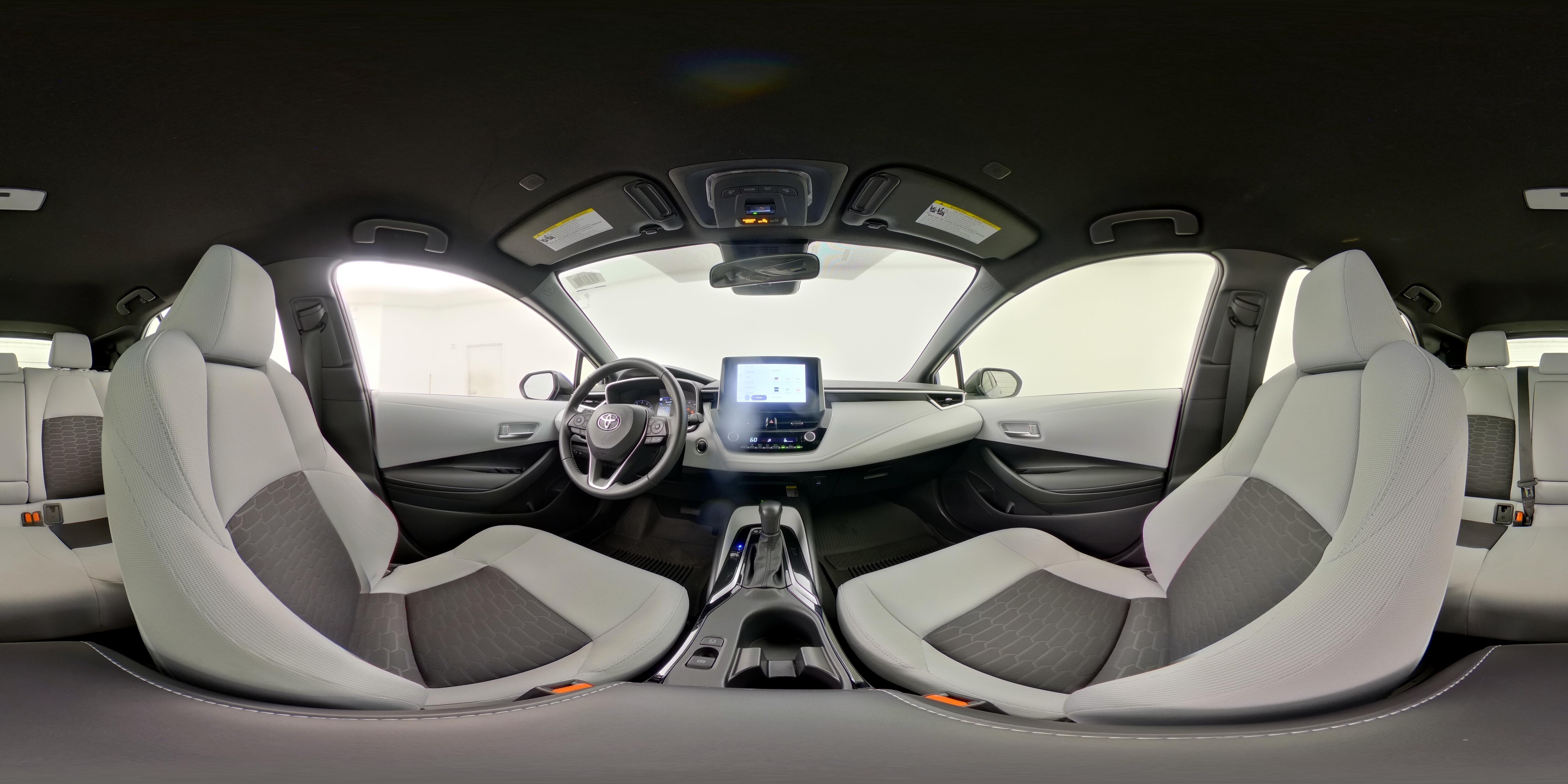 2024 Toyota Corolla Hatchback SE - Photo 24