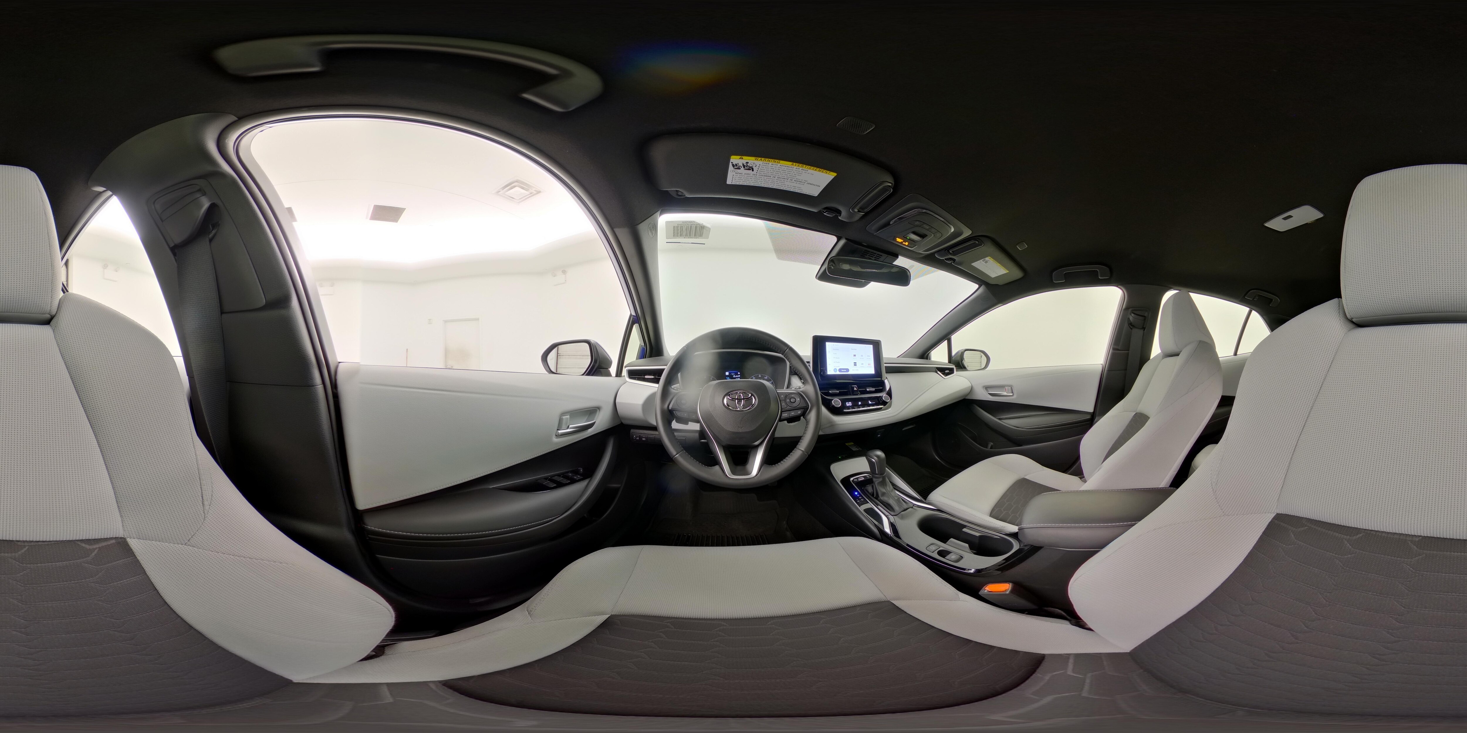 2024 Toyota Corolla Hatchback SE - Photo 26