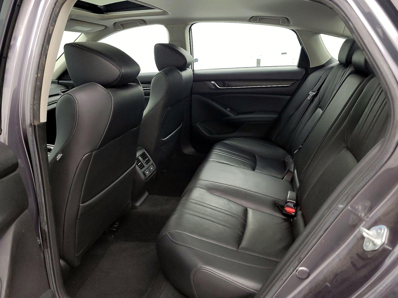 2021 Honda Accord Hybrid EX-L - Photo 21