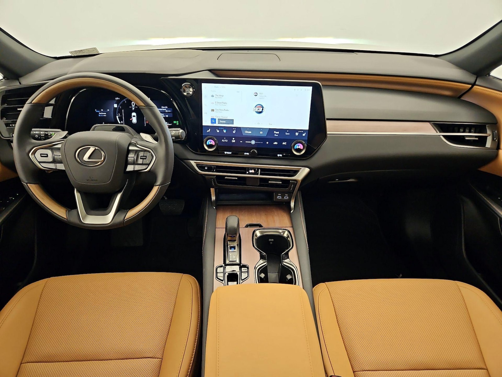 2026 Lexus RX 350 - Photo 10