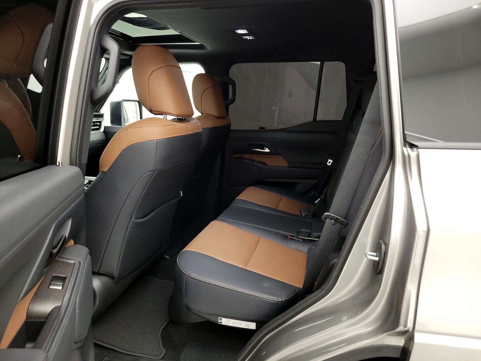 2026 Lexus GX Premium+ - Photo 21