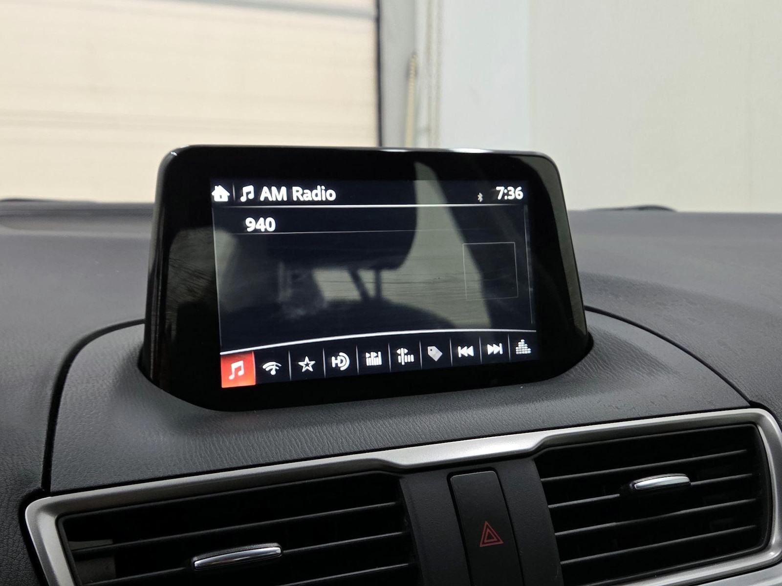 2018 Mazda Mazda3 Sport - Photo 16