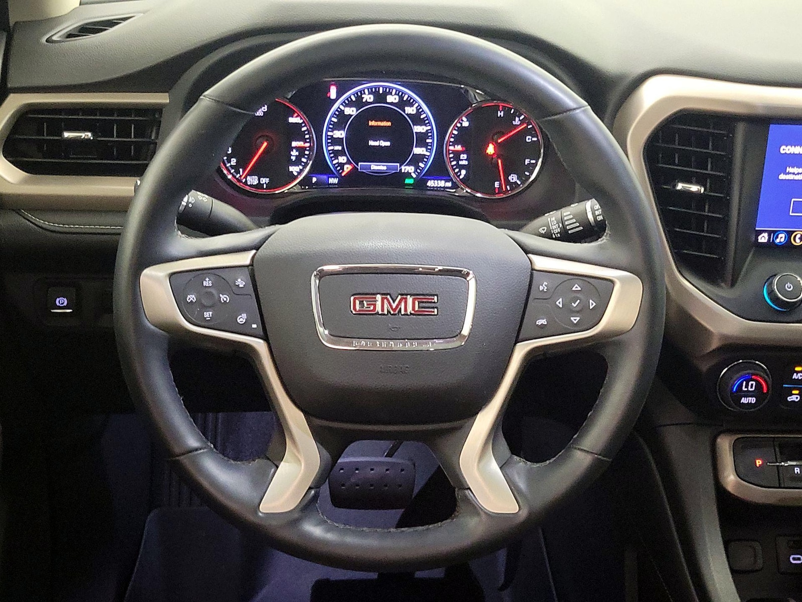 2023 GMC Acadia Denali - Photo 11