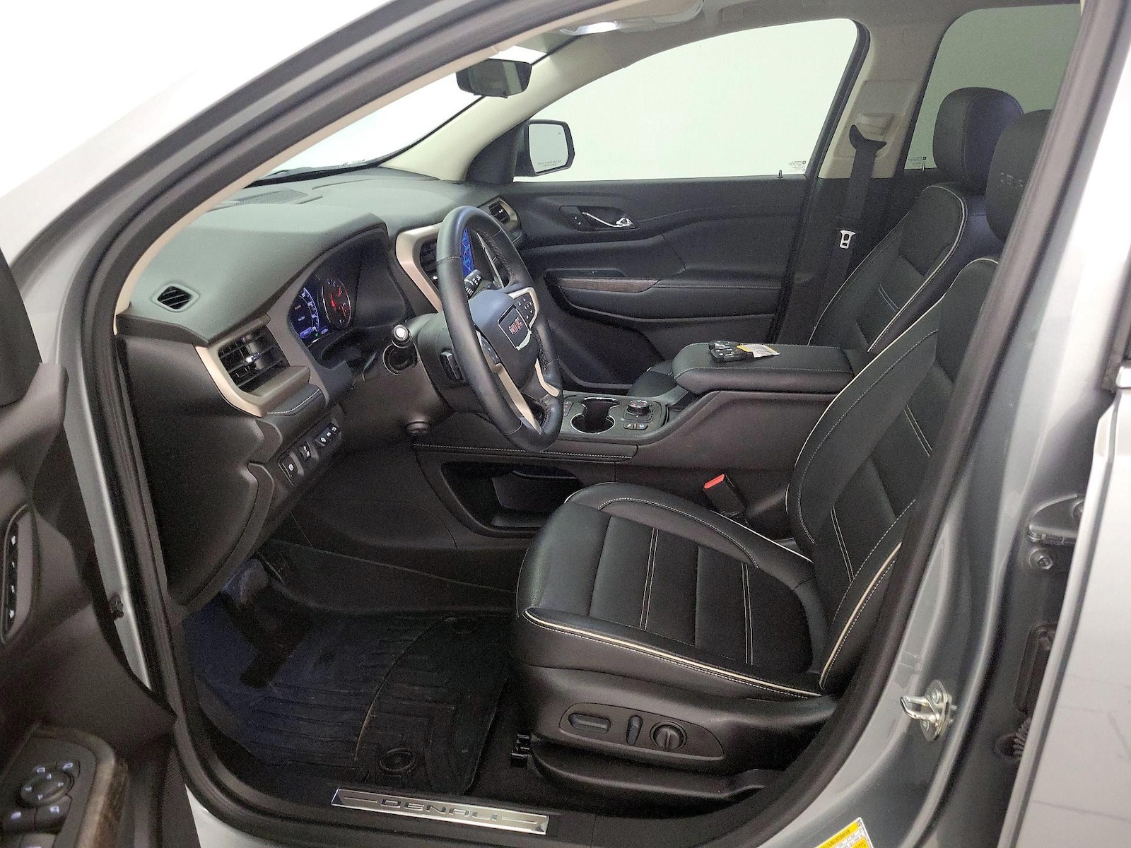 2023 GMC Acadia Denali - Photo 12