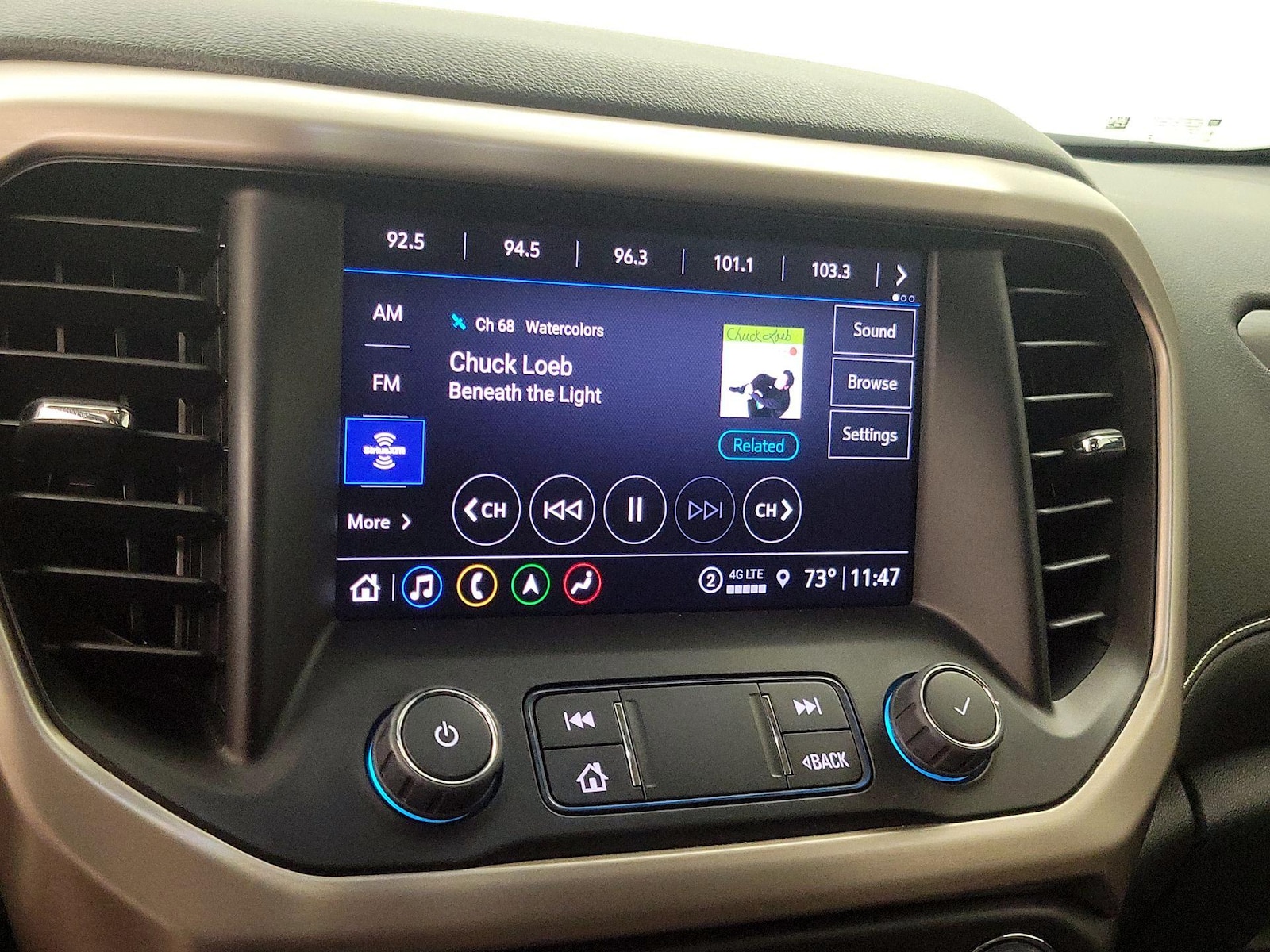 2023 GMC Acadia Denali - Photo 16