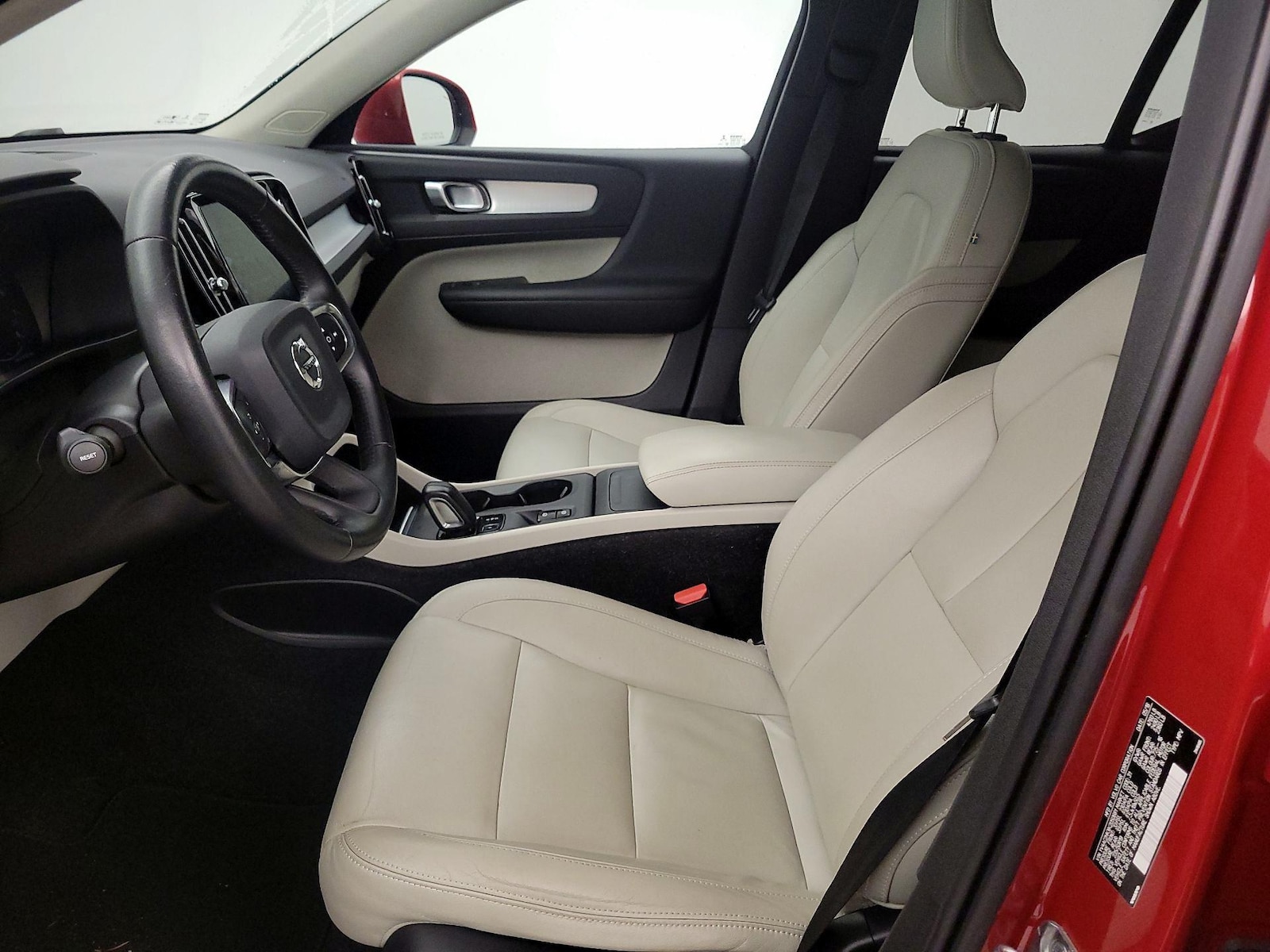 2019 Volvo XC40 Momentum - Photo 12