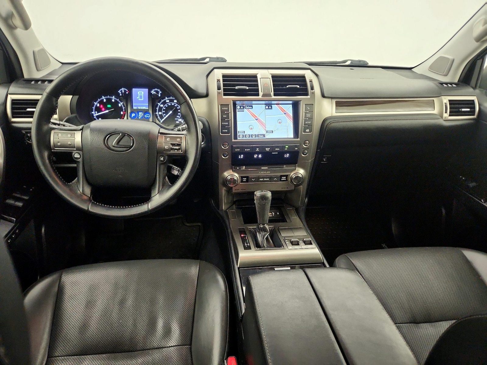 2016 Lexus GX Base - Photo 10