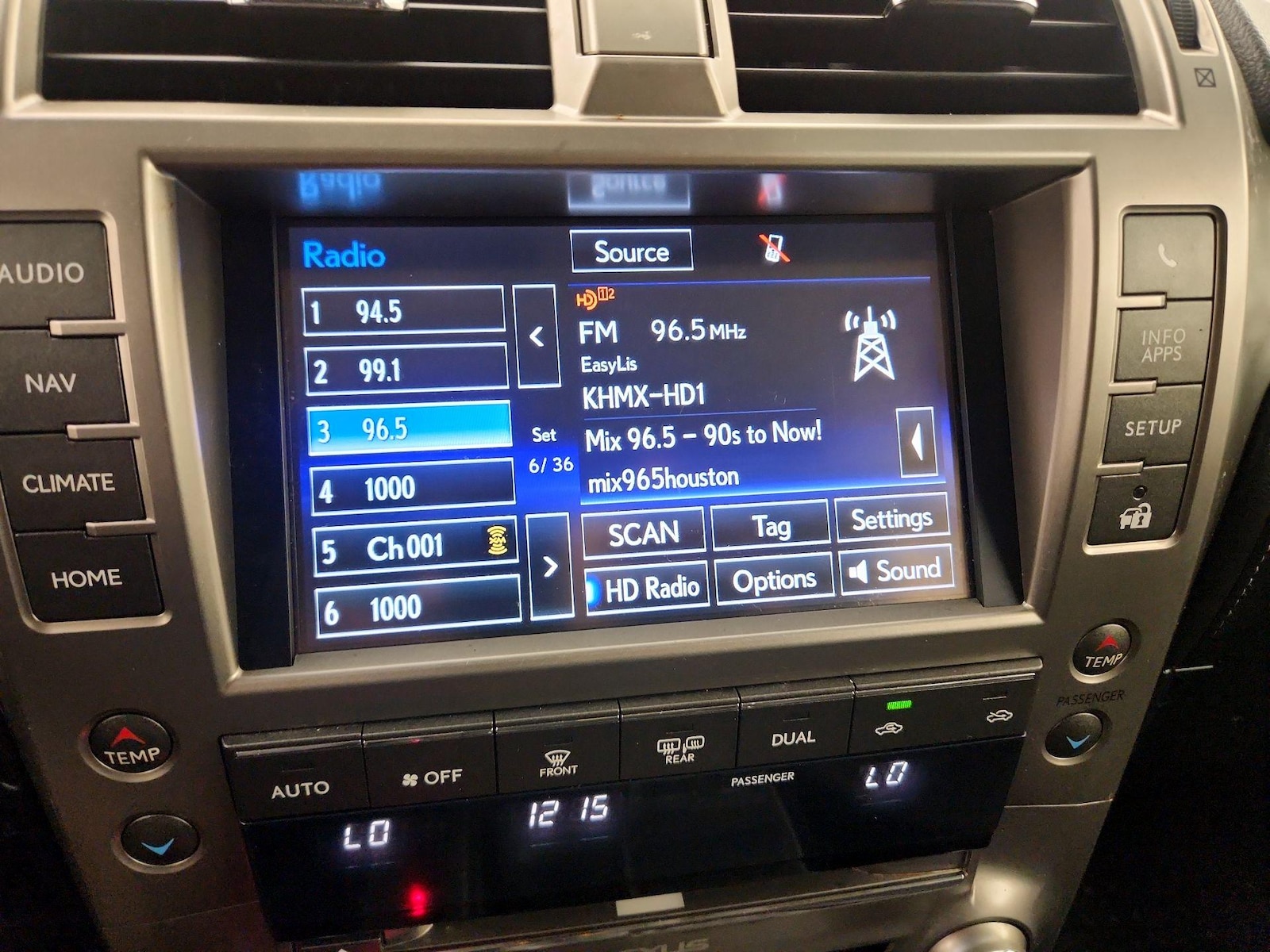 2016 Lexus GX Base - Photo 17