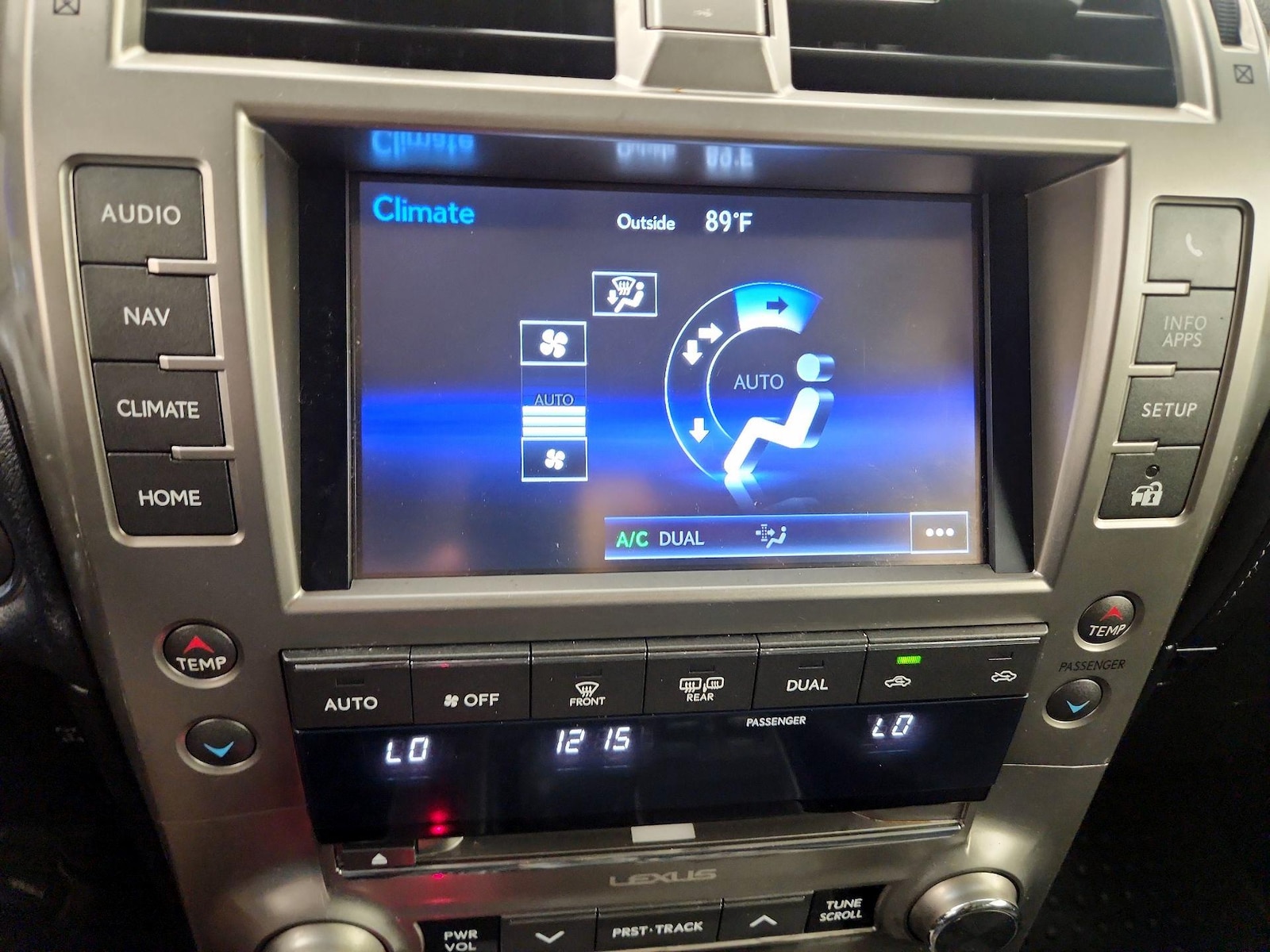 2016 Lexus GX Base - Photo 18