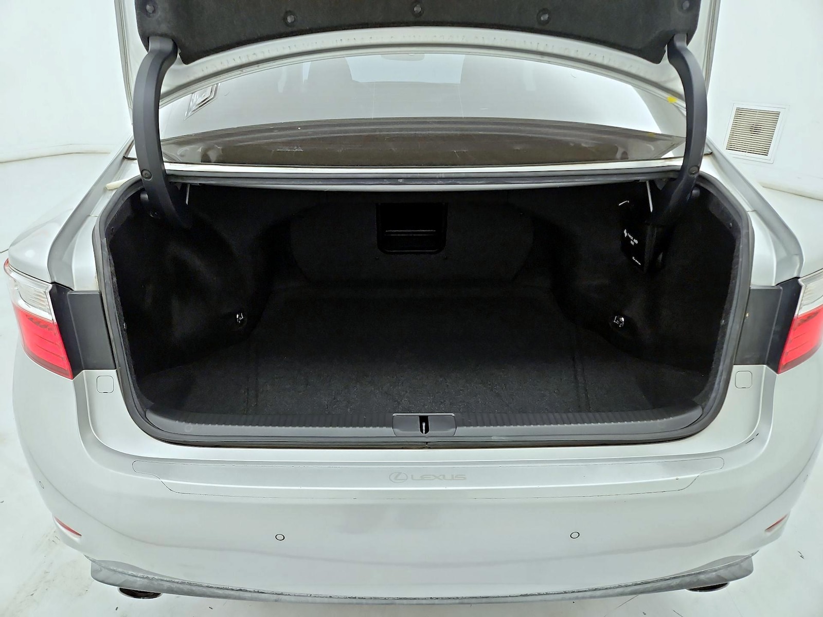 2015 Lexus ES 350 - Photo 23