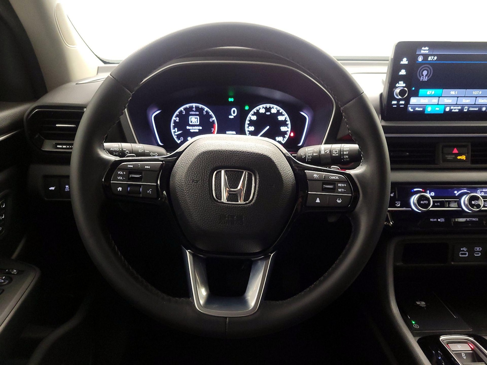 2024 Honda Pilot EX-L - Photo 11