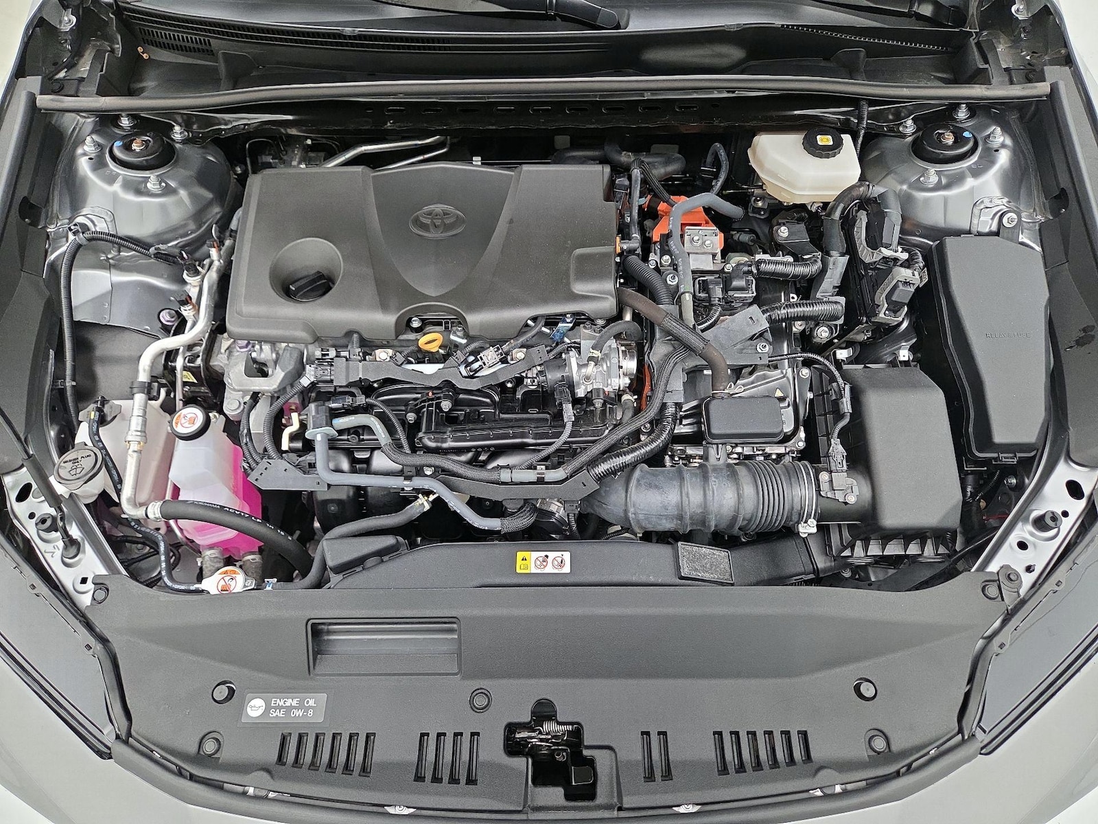 2025 Toyota Camry SE - Photo 21