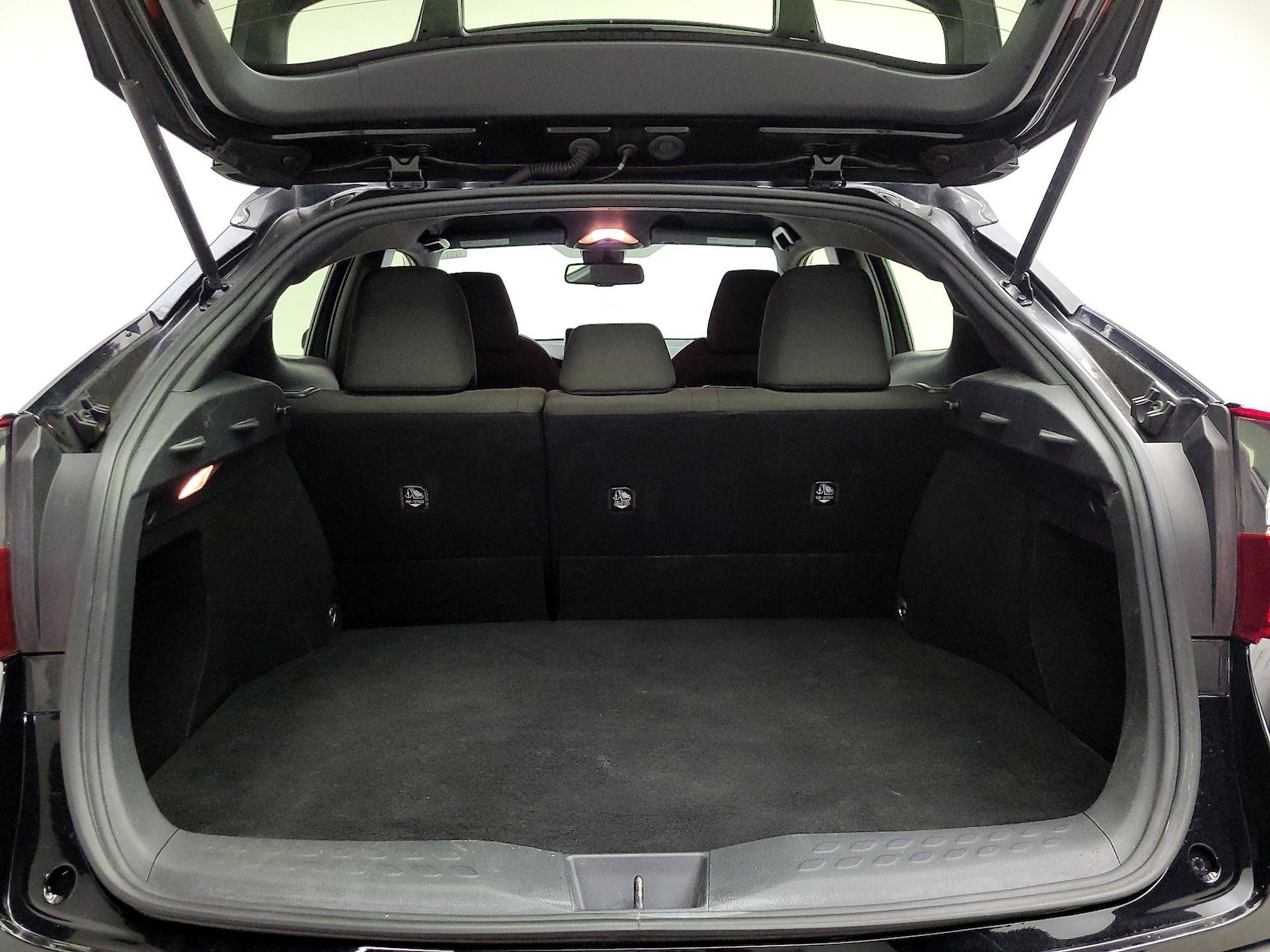 2019 Toyota C-HR LE - Photo 21