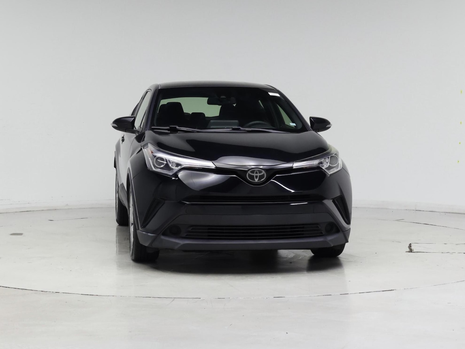 2019 Toyota C-HR LE - Photo 6