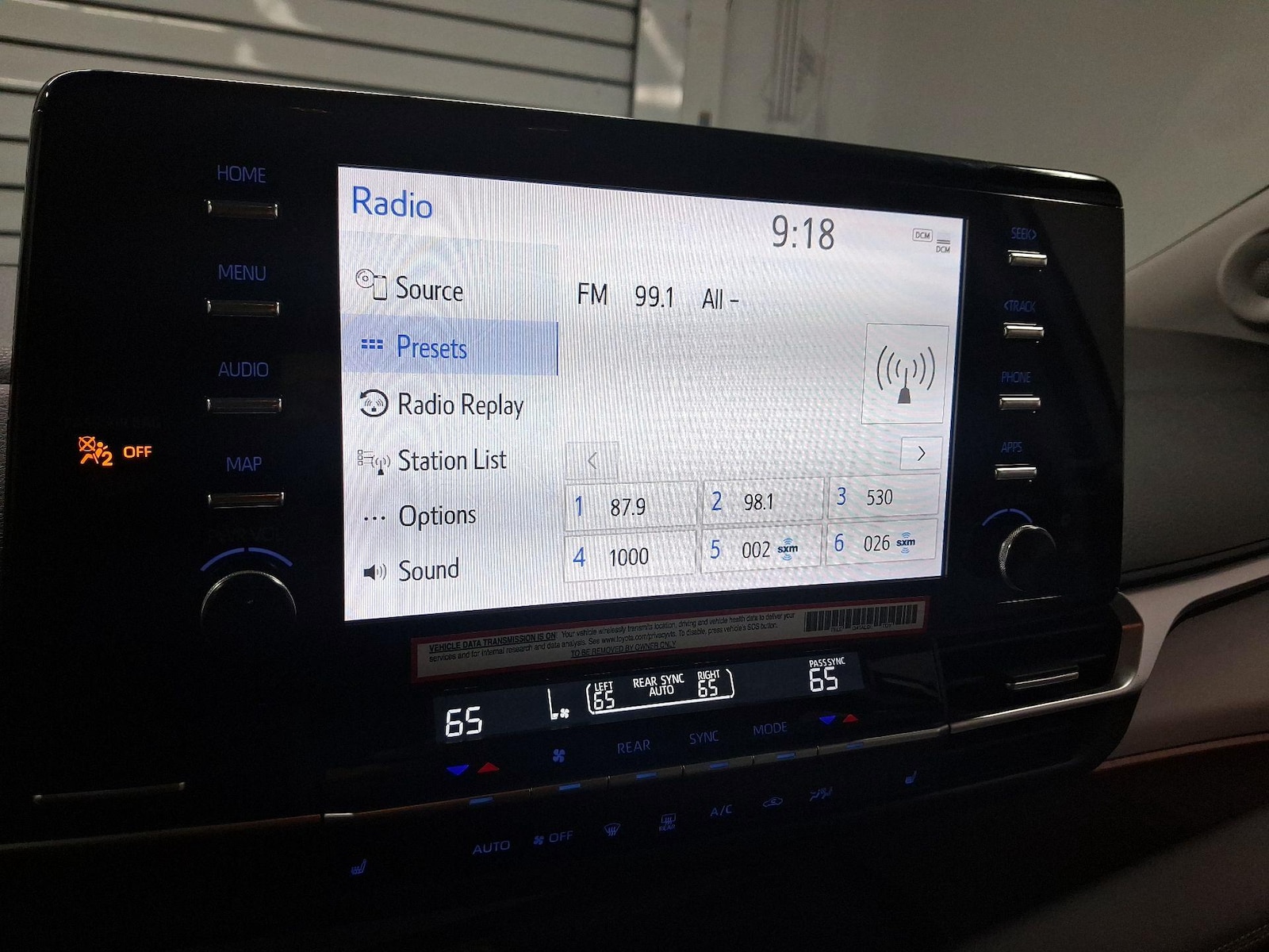 2024 Toyota Sienna XLE - Photo 15