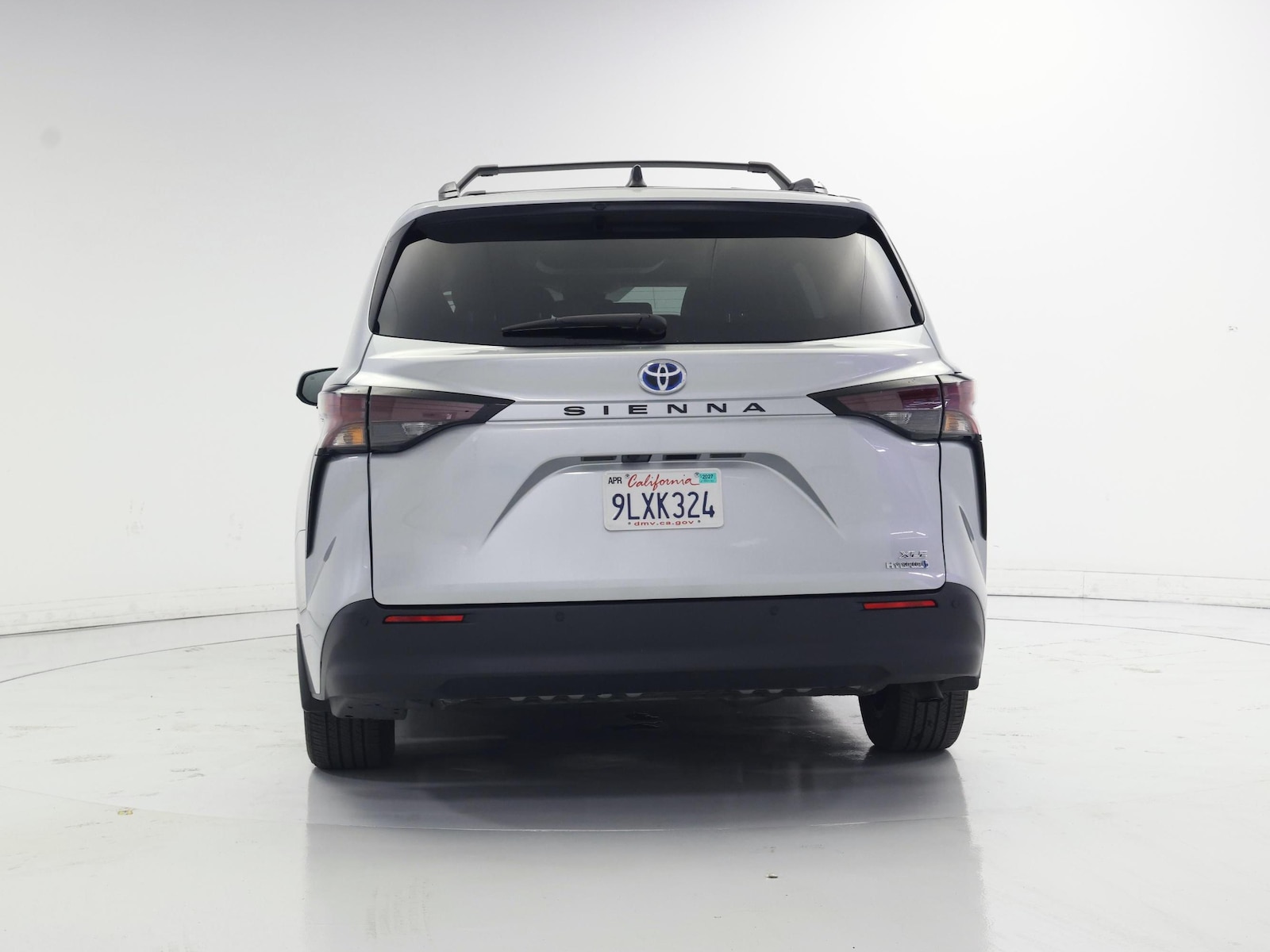 2024 Toyota Sienna XLE - Photo 7