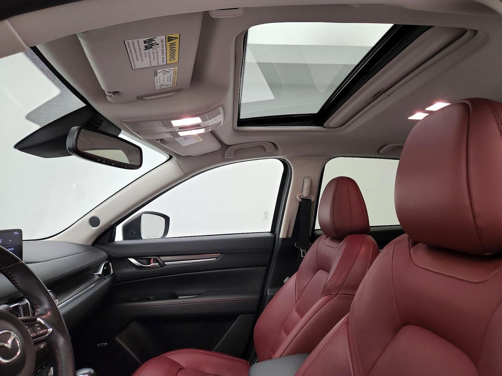 Sunroof(s) & Overhead Airbags