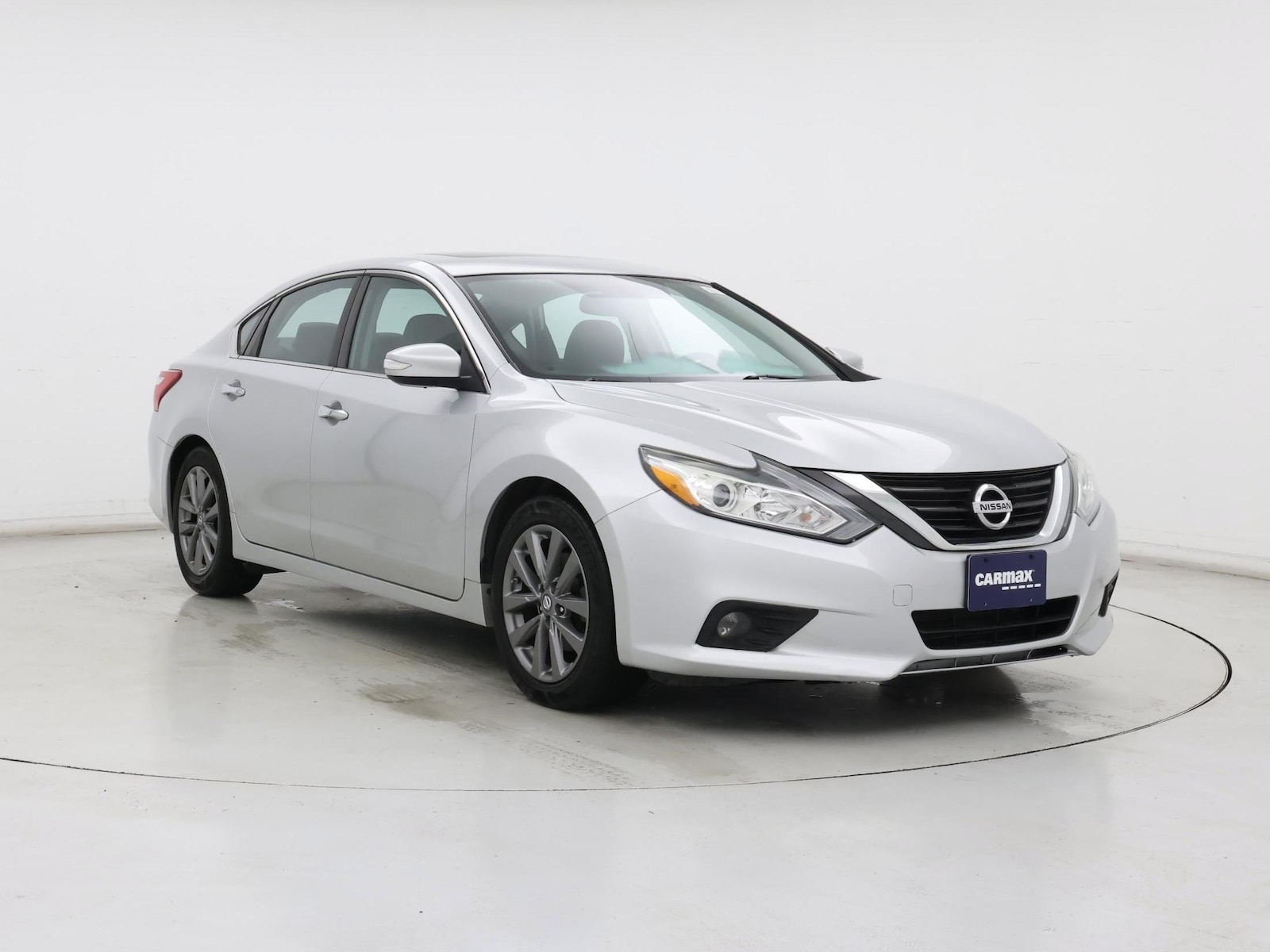 2017 Nissan Altima SL - Photo 2