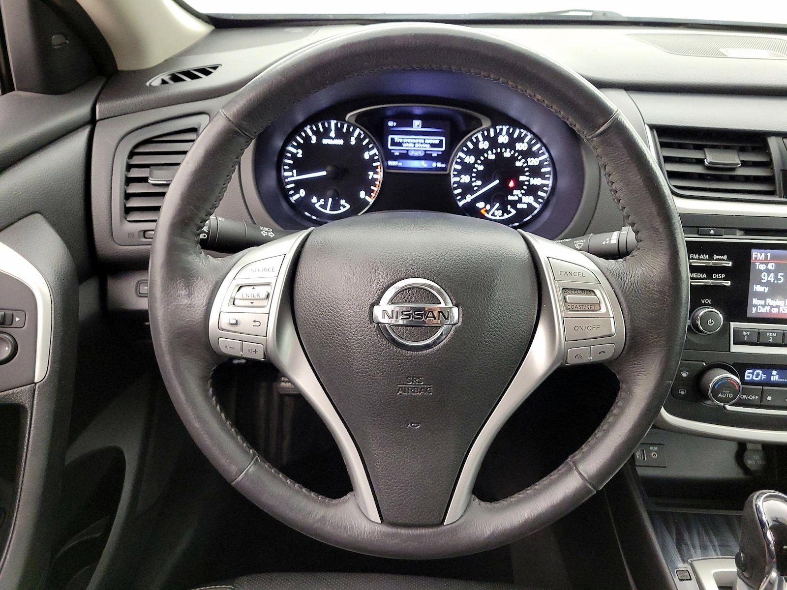 2017 Nissan Altima SL - Photo 11