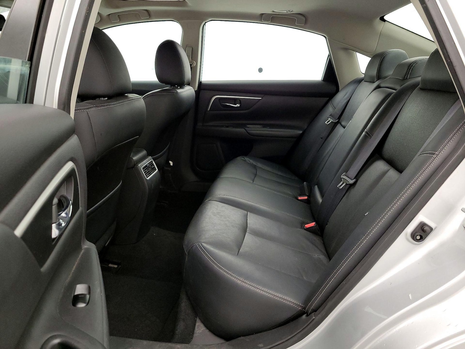 2017 Nissan Altima SL - Photo 21