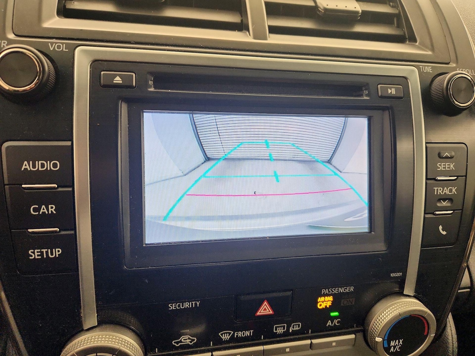 2014 Toyota Camry SE - Photo 13
