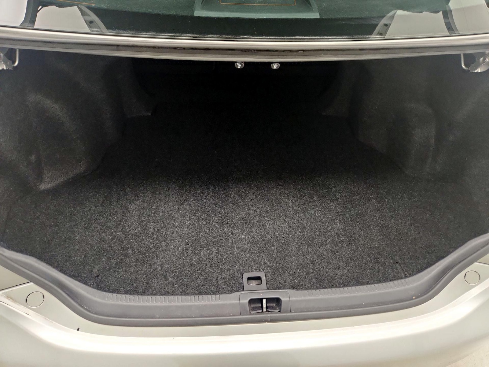 2014 Toyota Camry SE - Photo 19