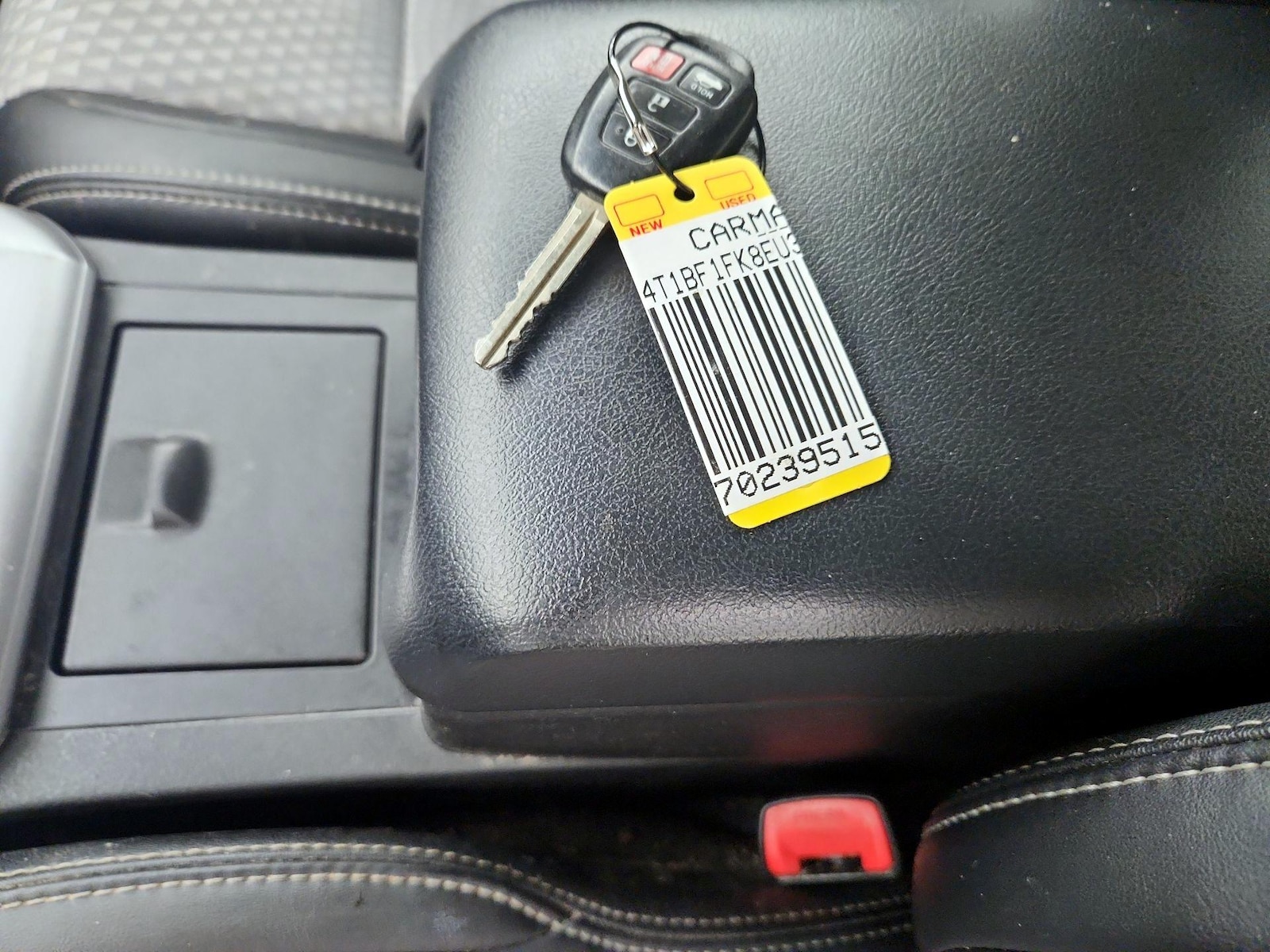 2014 Toyota Camry SE - Photo 21