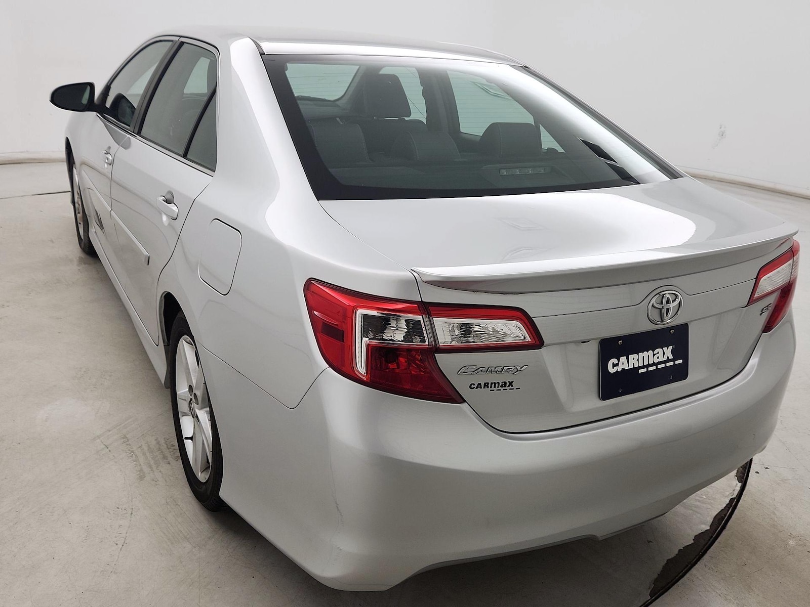 2014 Toyota Camry SE - Photo 7
