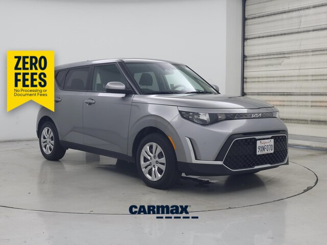 Silver 2025 Kia Soul SUV / Crossover Front-Wheel Drive Automatic