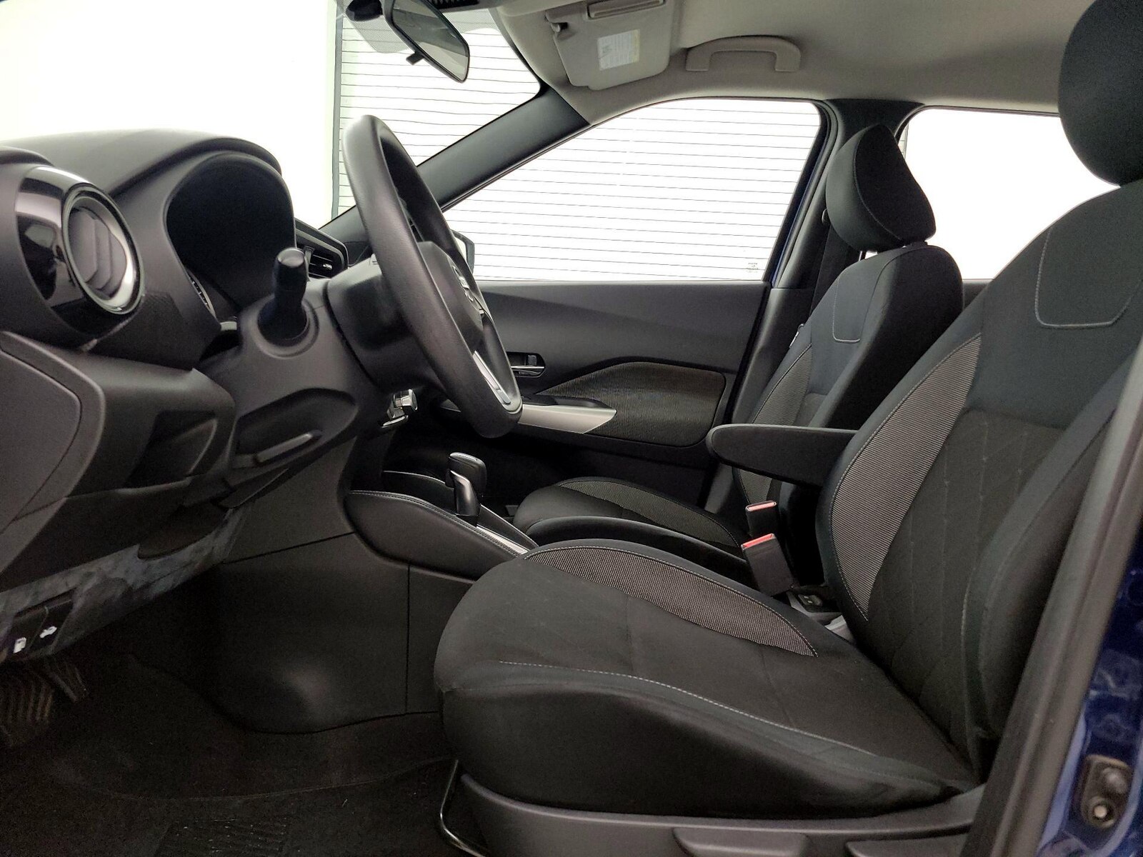 2020 Nissan Kicks SV, photo 12