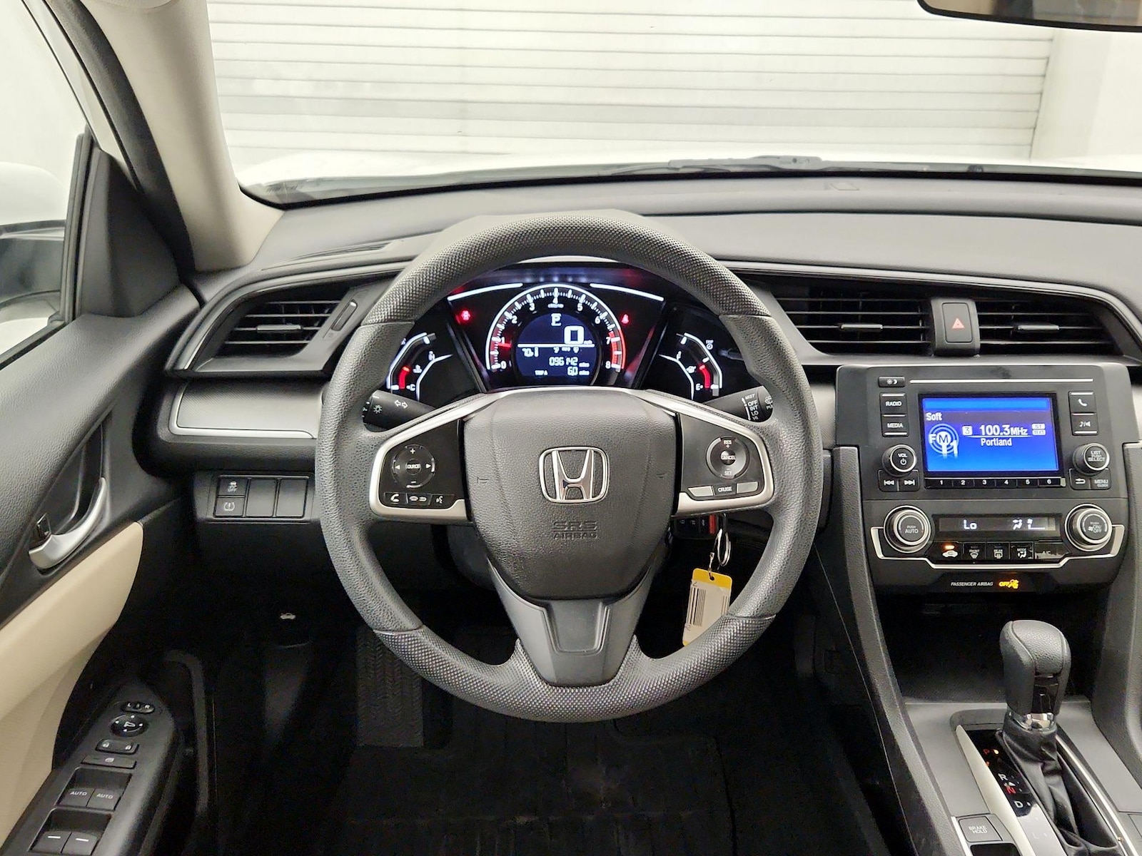 2017 Honda Civic LX - Photo 9
