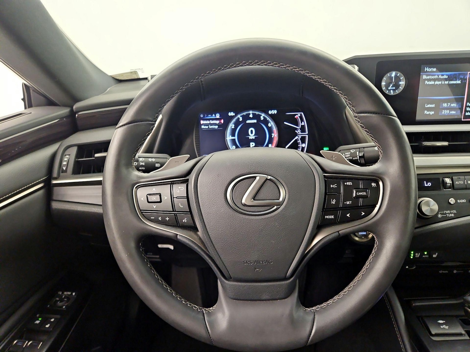 2021 Lexus ES 350 - Photo 11