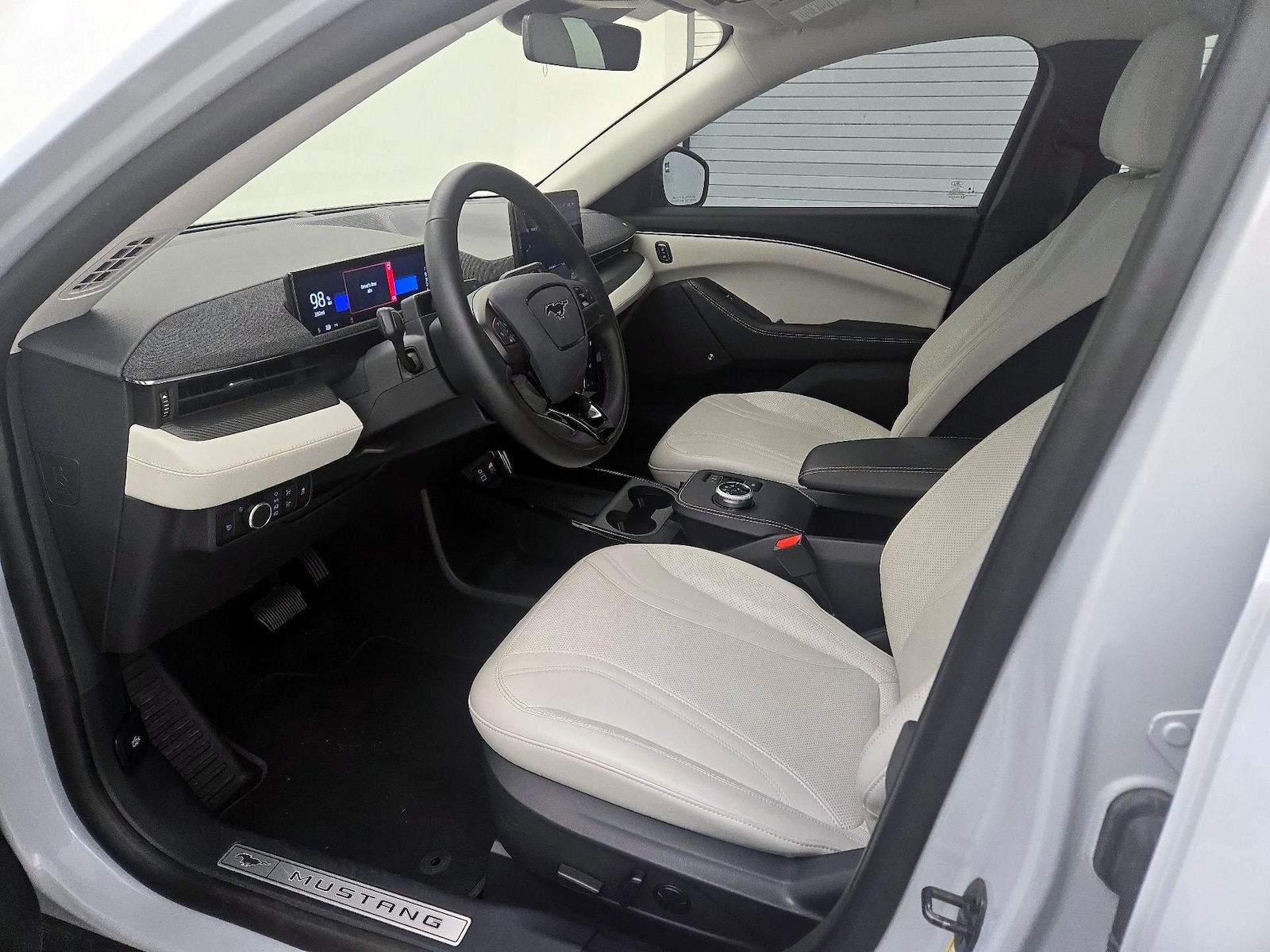 2023 Ford Mustang Mach-E Premium AWD - Photo 12