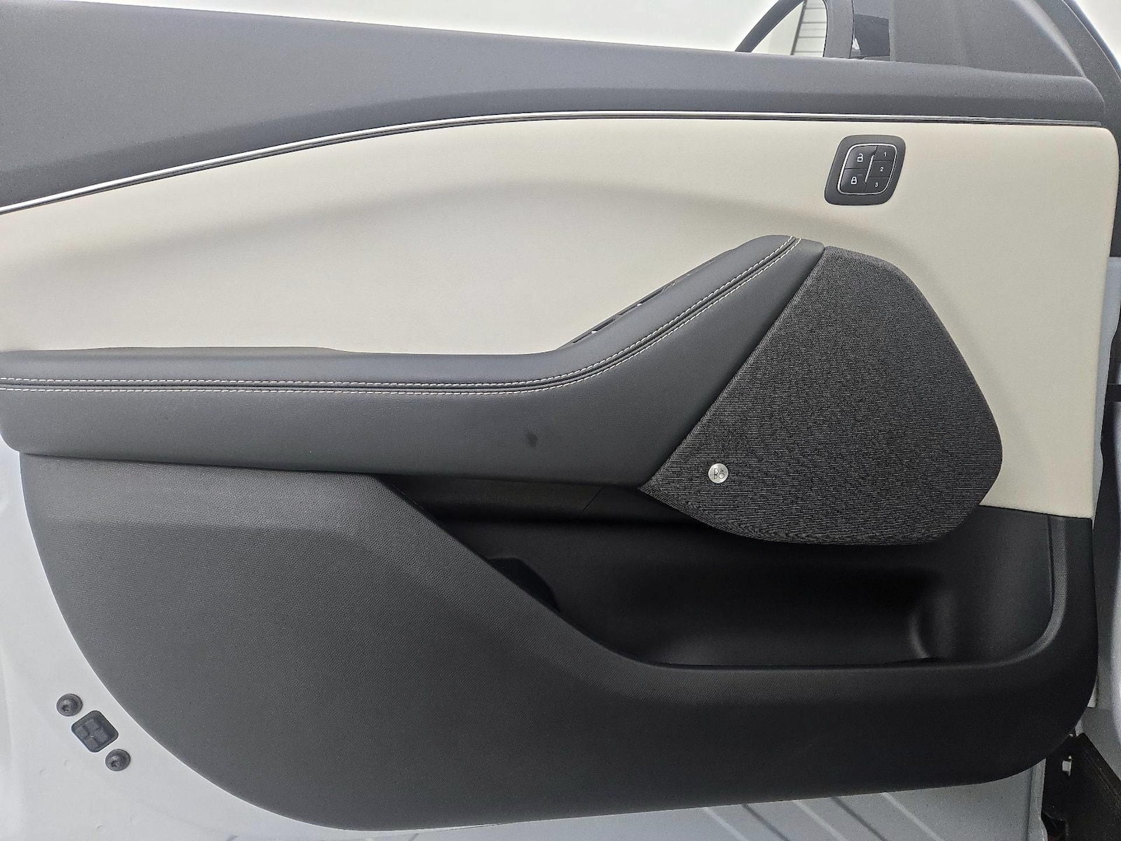 2023 Ford Mustang Mach-E Premium AWD - Photo 13