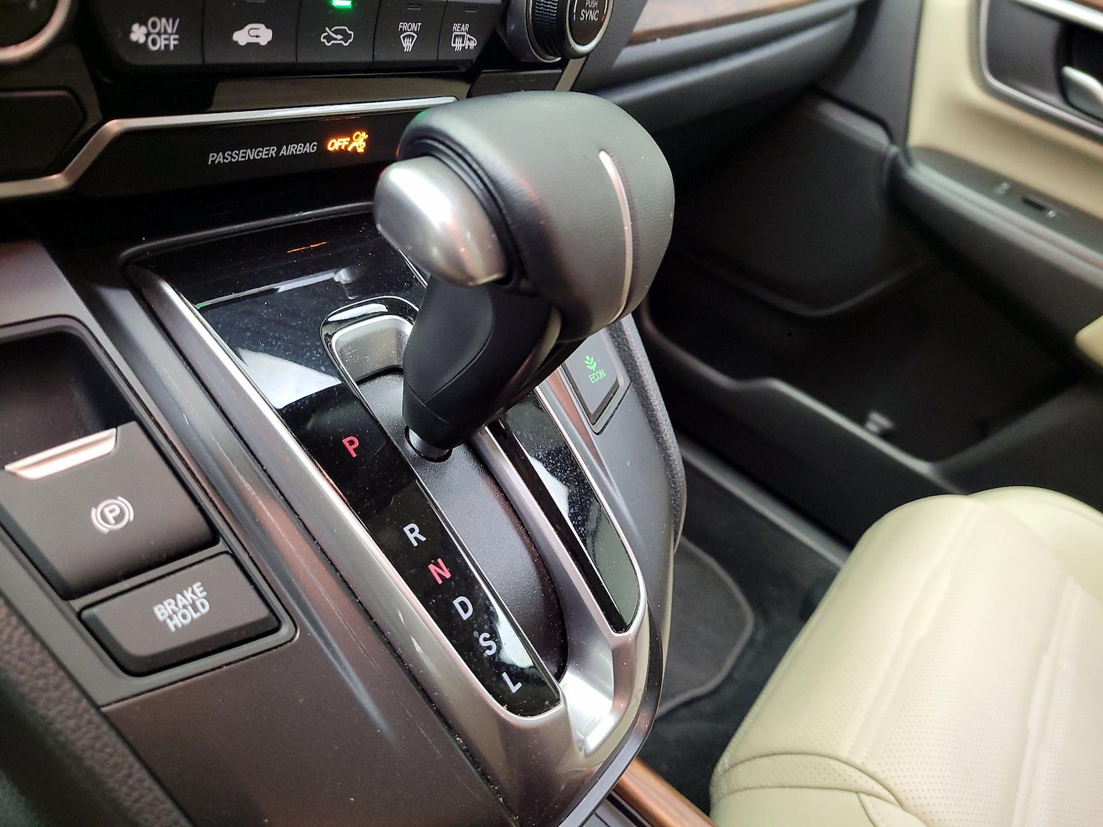 2021 Honda CR-V Touring - Photo 17