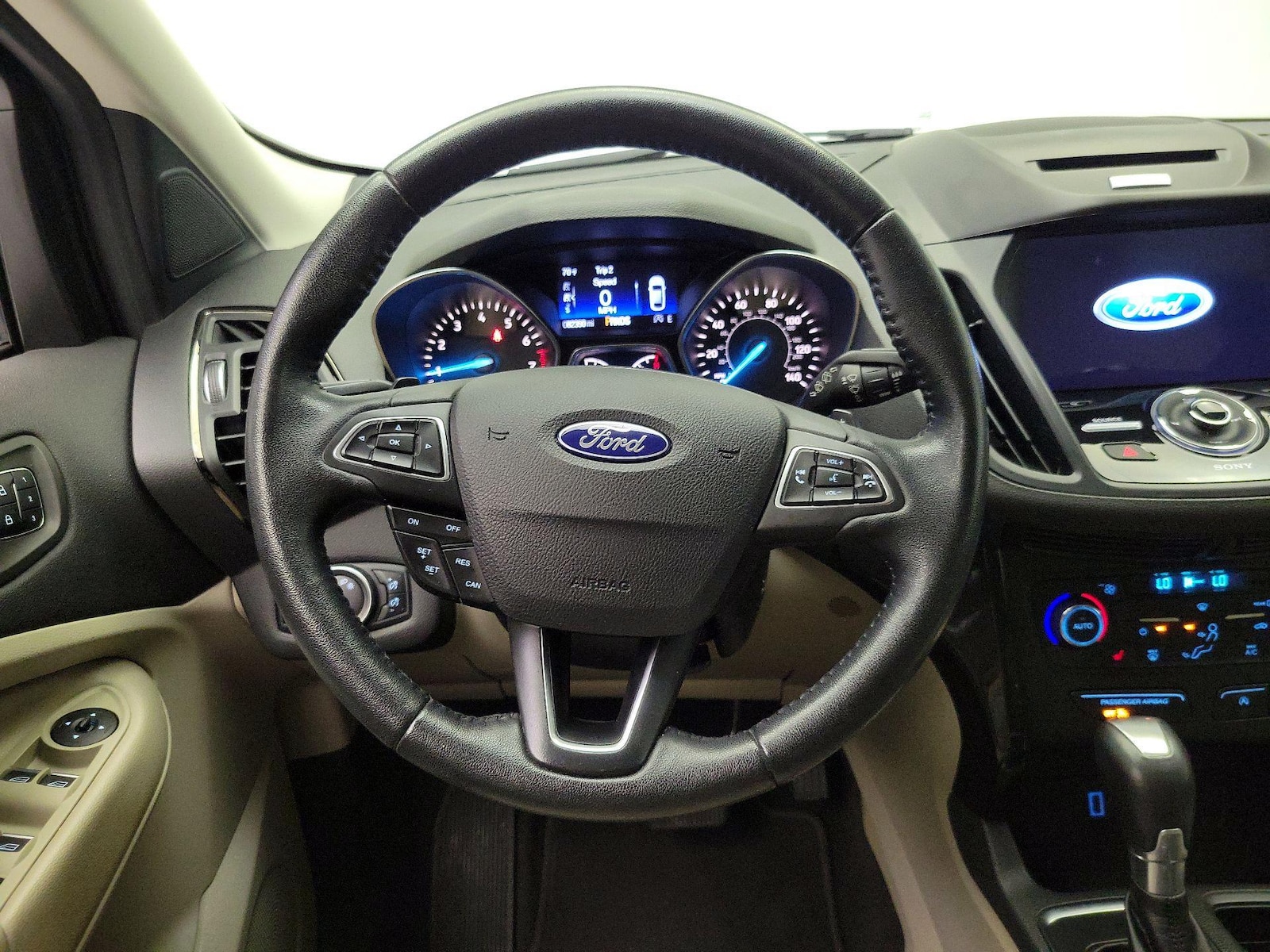 2017 Ford Escape Titanium - Photo 11