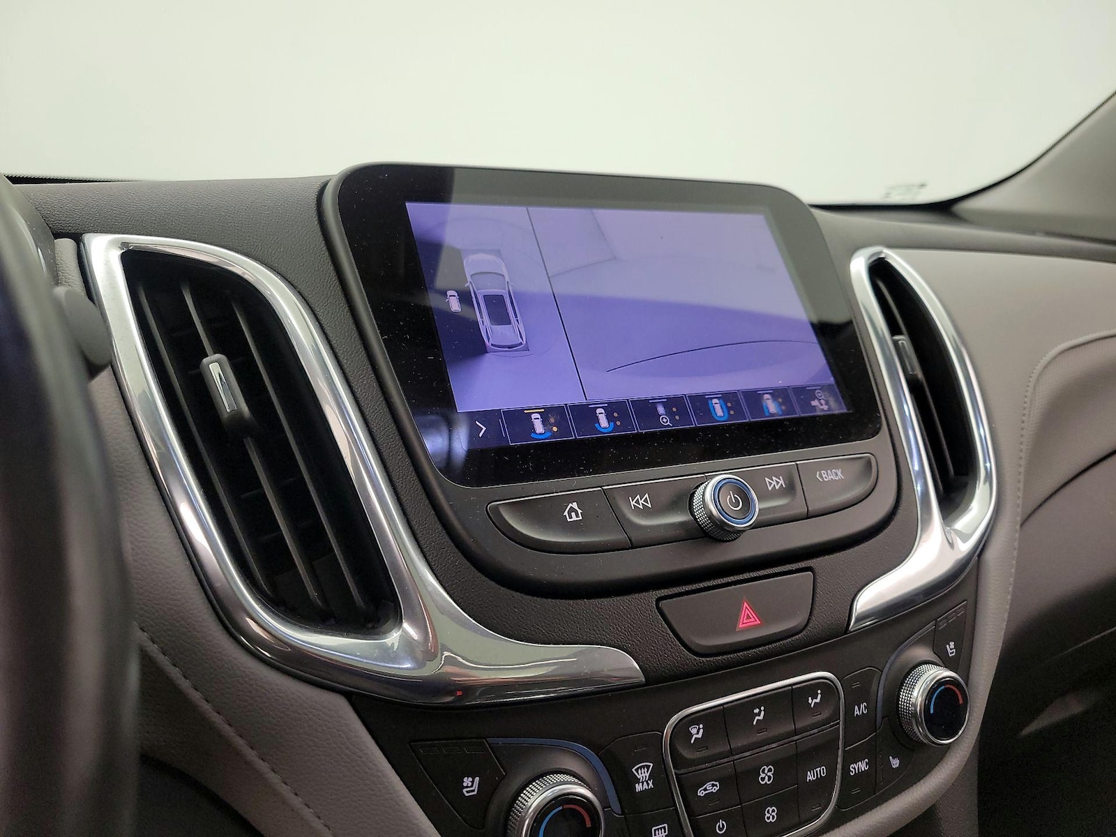 2020 Chevrolet Equinox Premier - Photo 15