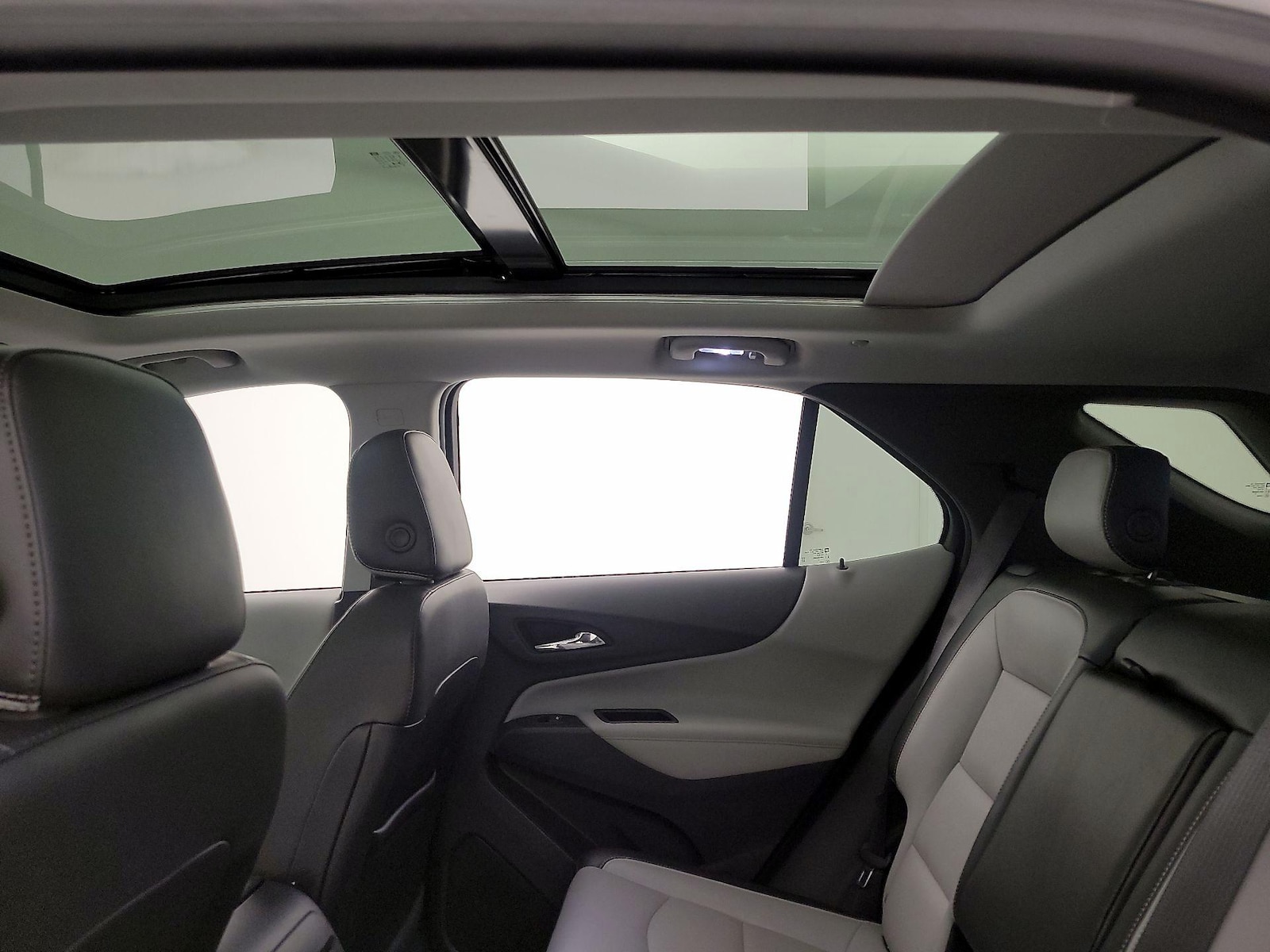2020 Chevrolet Equinox Premier - Photo 24
