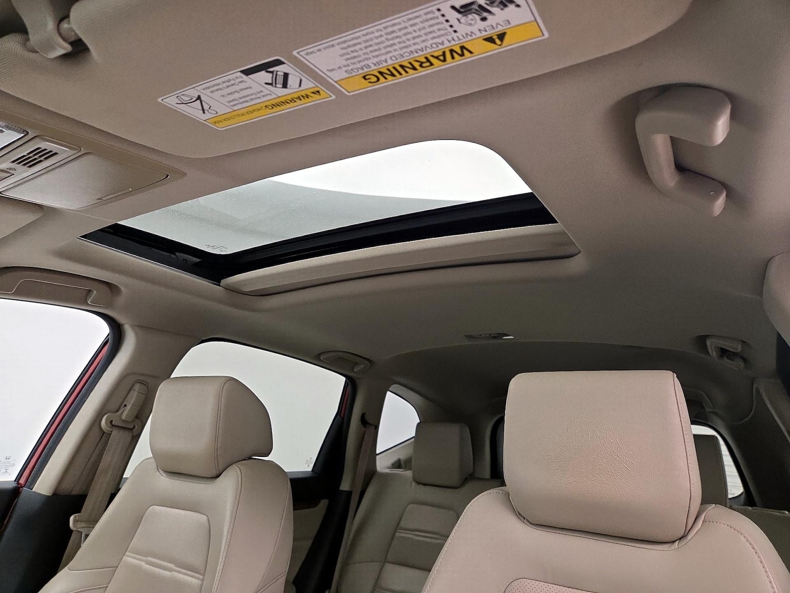 Sunroof(s) & Overhead Airbags