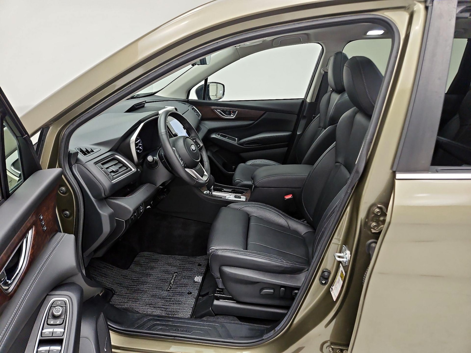 2024 Subaru Ascent Touring - Photo 12