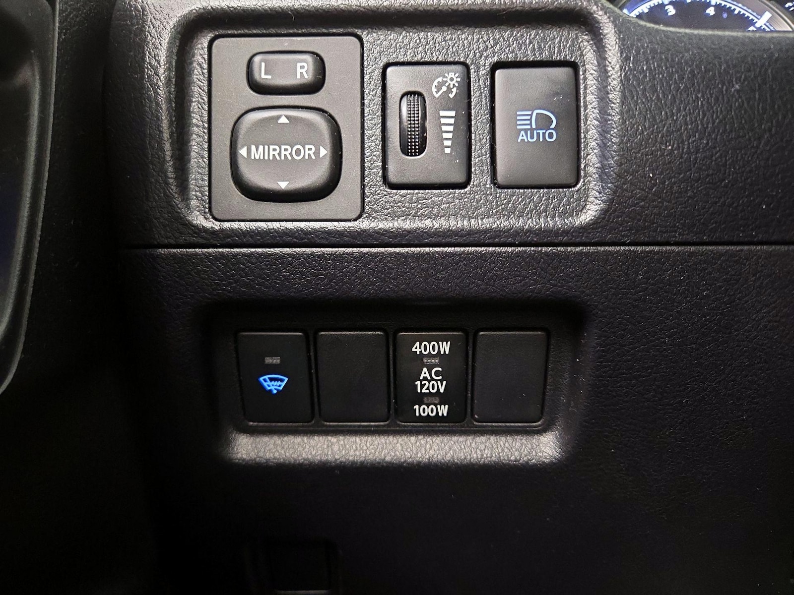 2021 Toyota 4Runner Night Shade - Photo 14