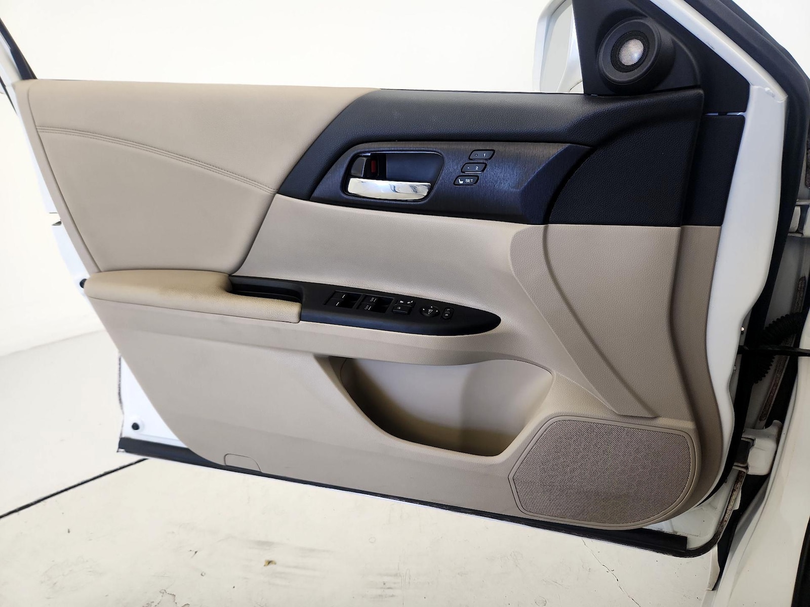 2014 Honda Accord EX-L - Photo 13