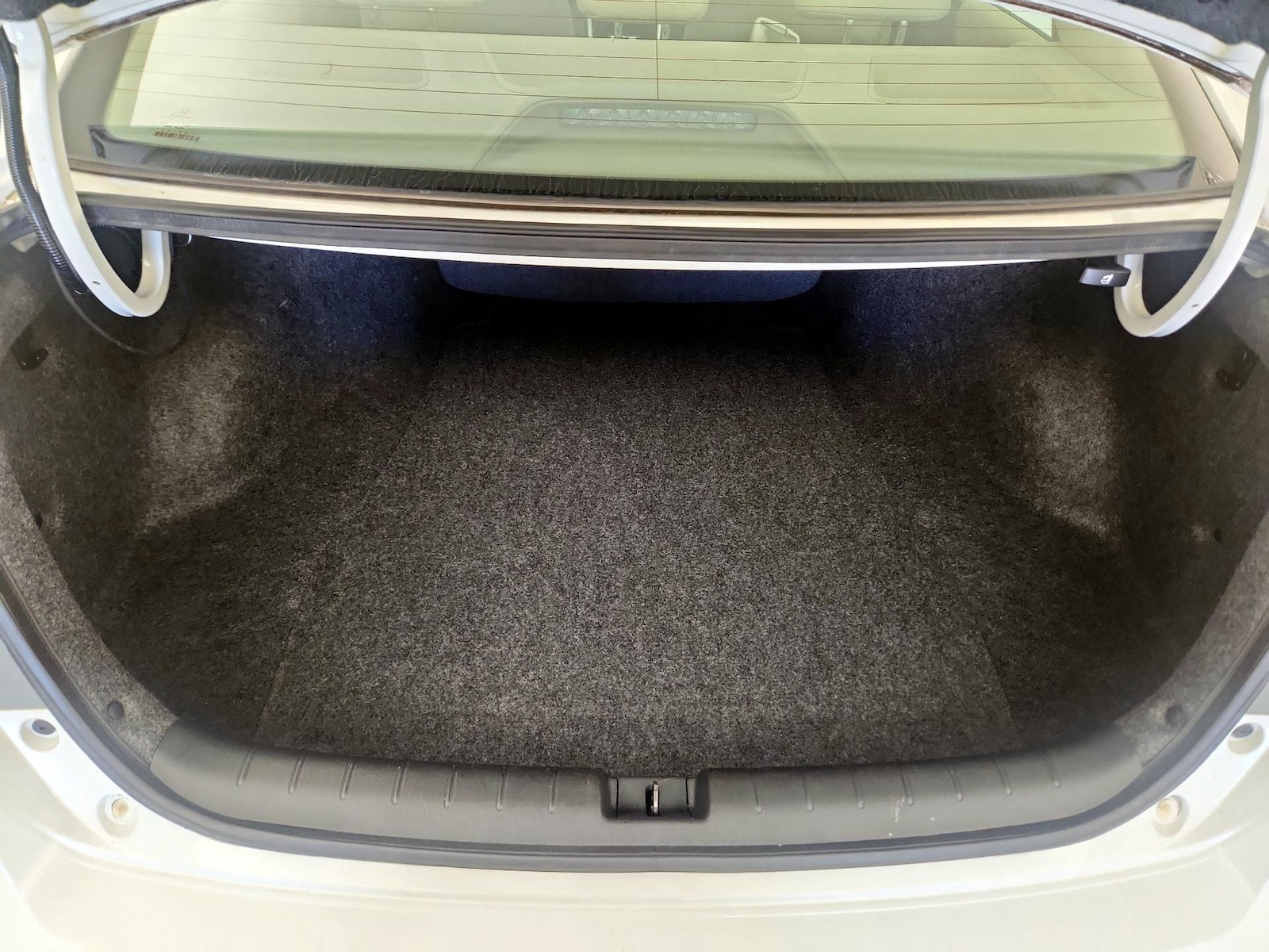 2014 Honda Accord EX-L - Photo 22