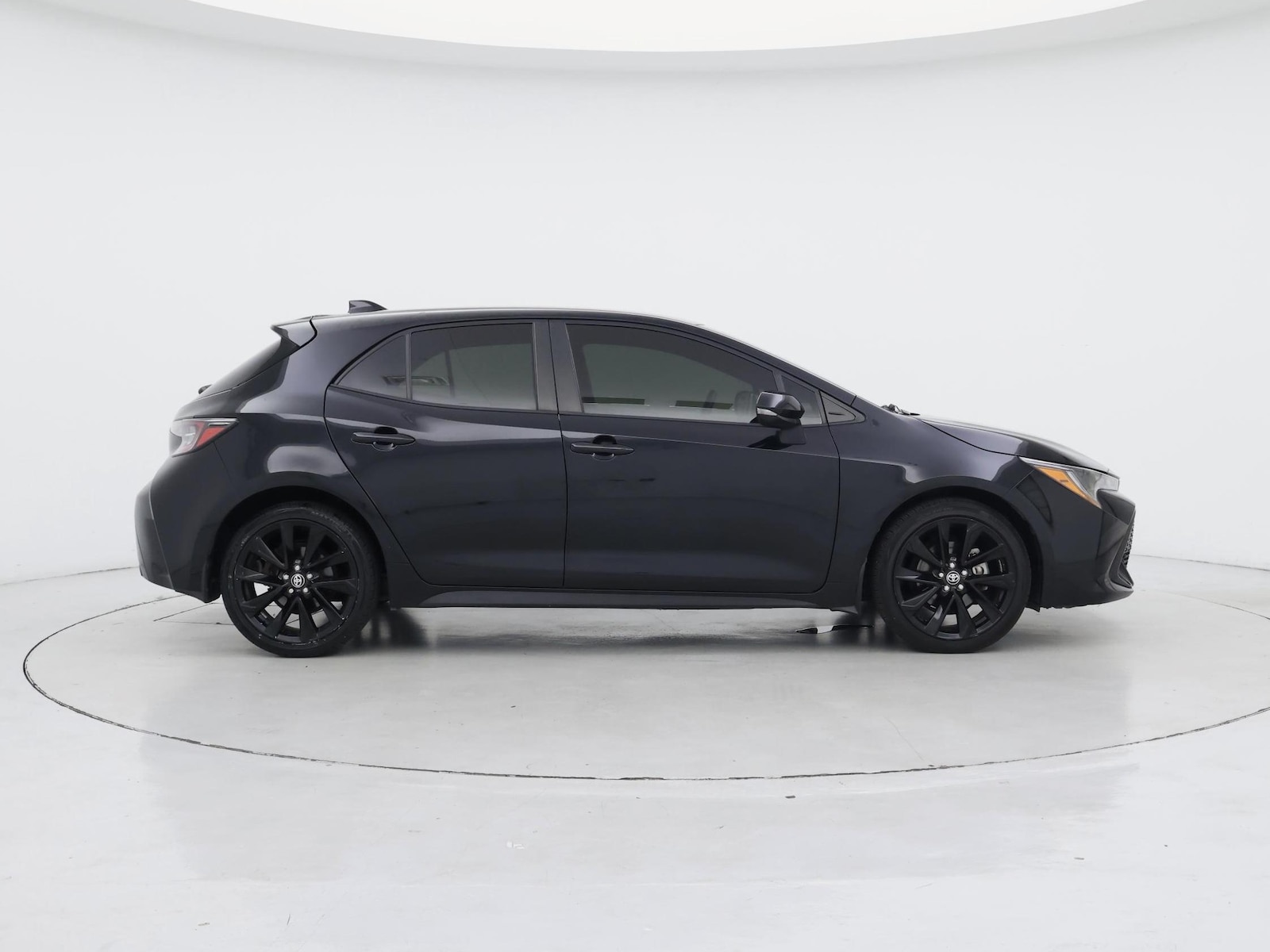 2022 Toyota Corolla Hatchback Nightshade - Photo 8