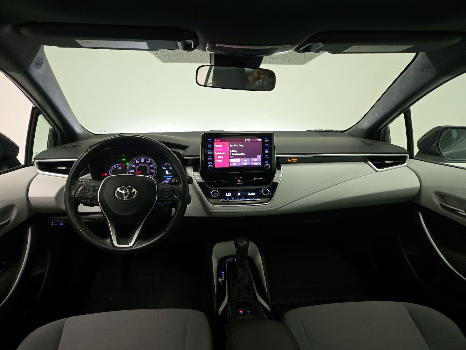 2020 Toyota Corolla SE - Photo 10